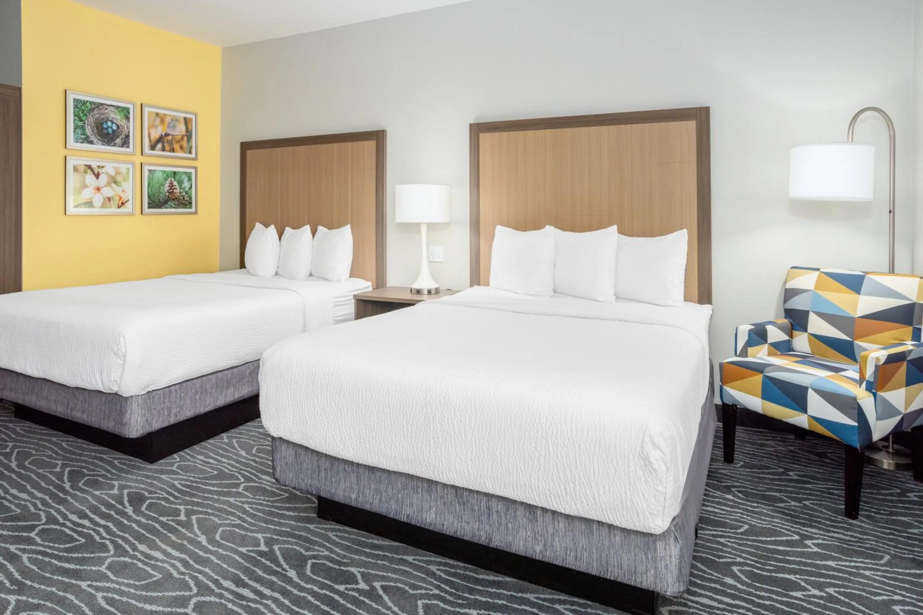 Bedroom, Bed in La Quinta Inn & Suites by Wyndham Valdosta