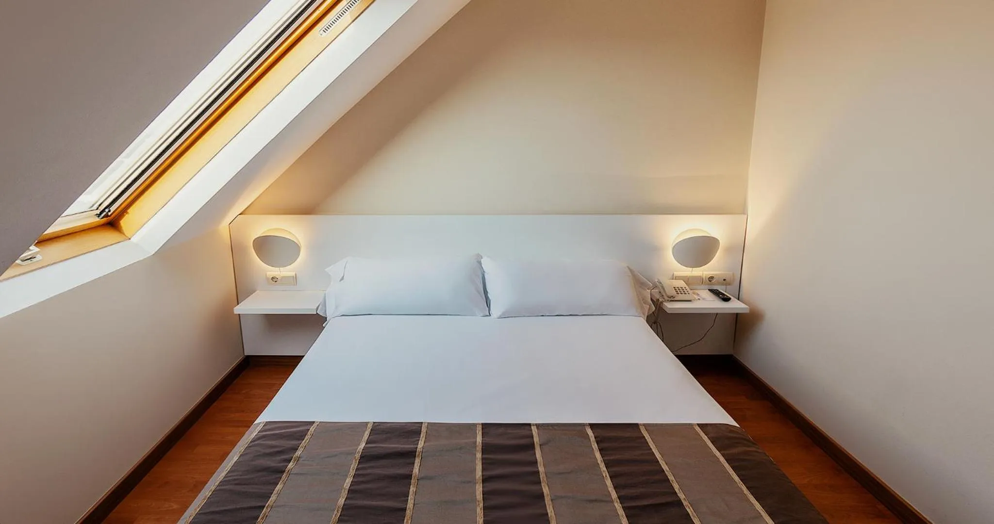 Bedroom, Bed in Vértice Sevilla