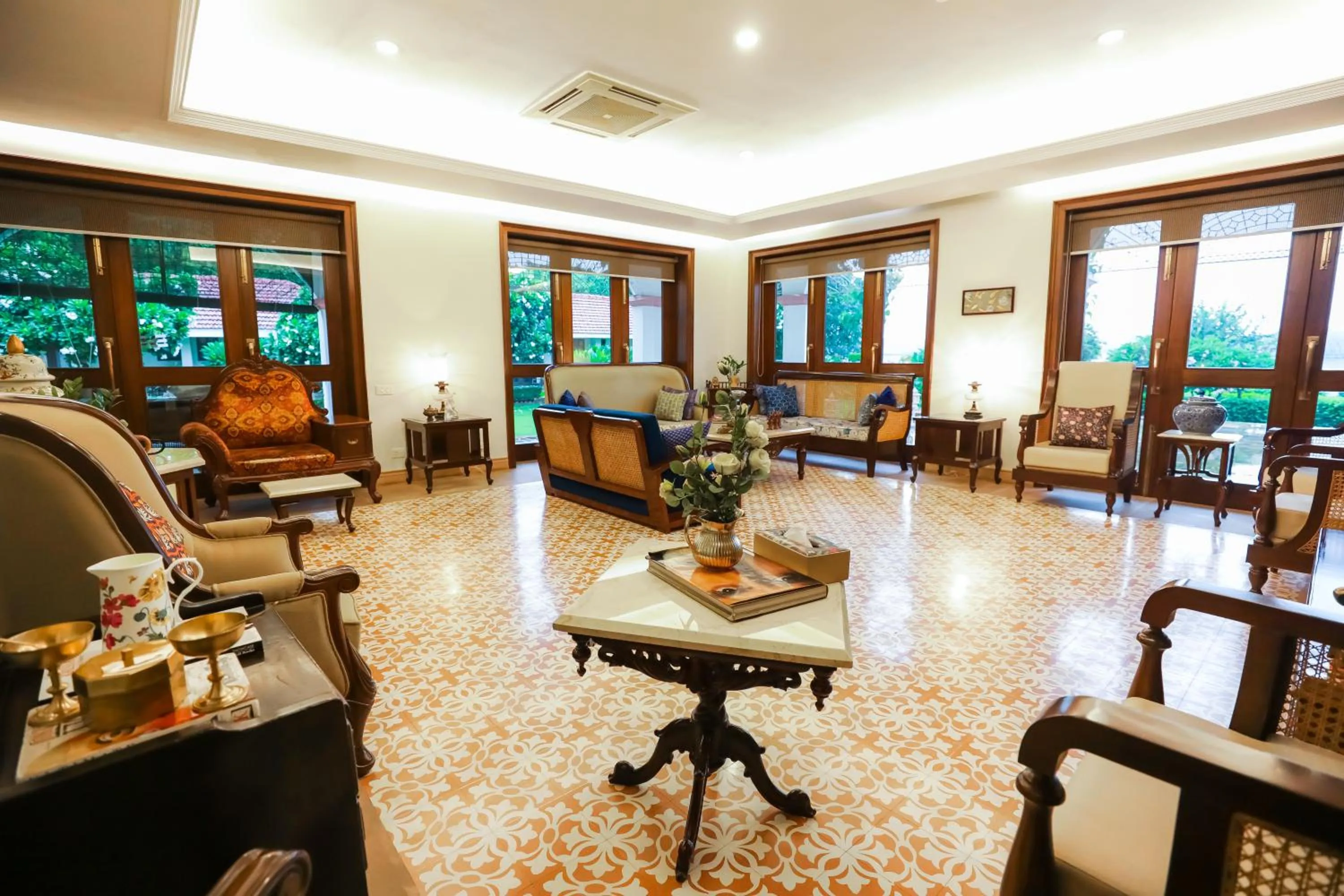 Lobby or reception in Saptapuri by Royal Orchid Hotels Limited Varanasi