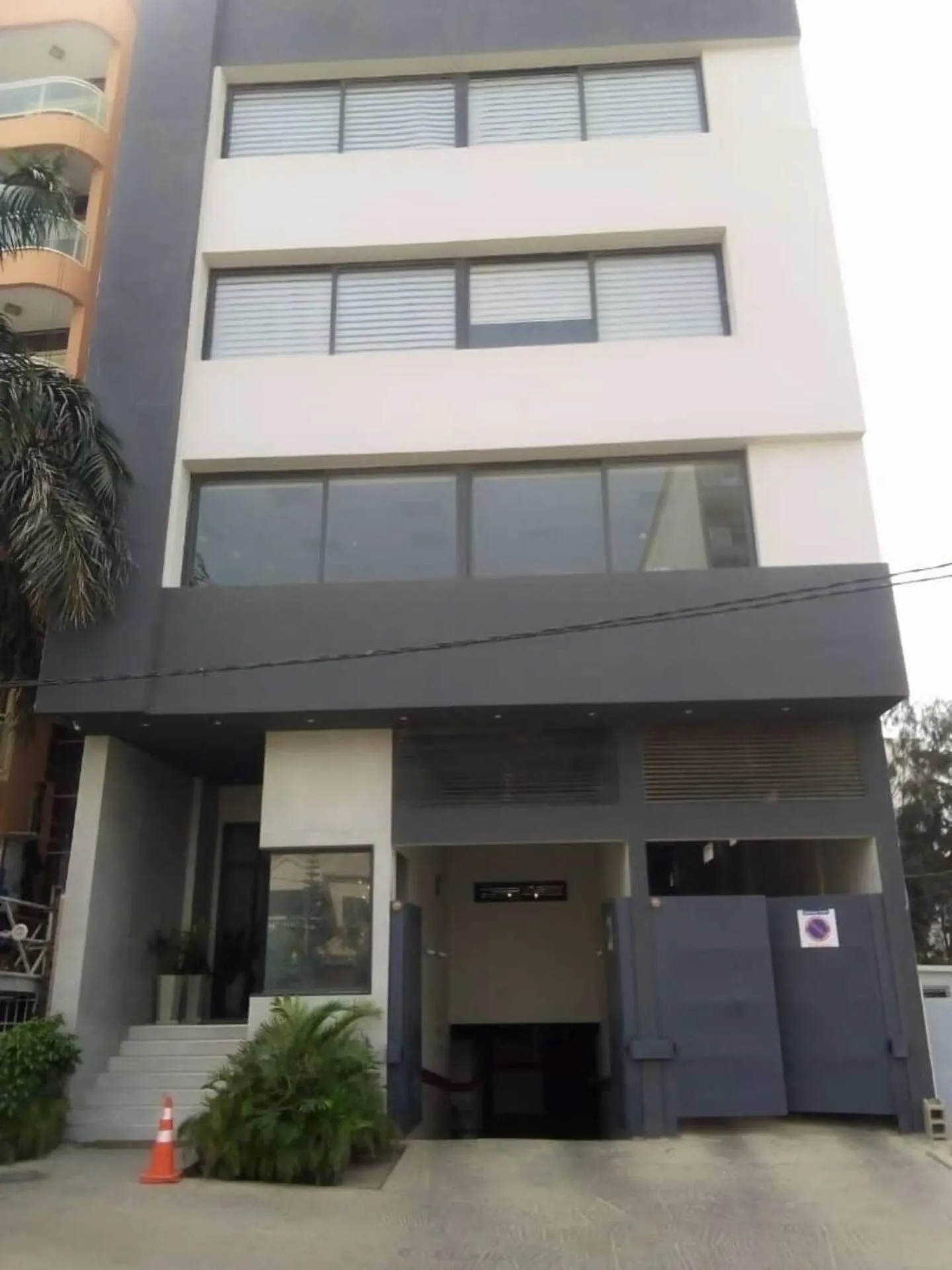 Property building in Waypoint Suites - Appartements meublés