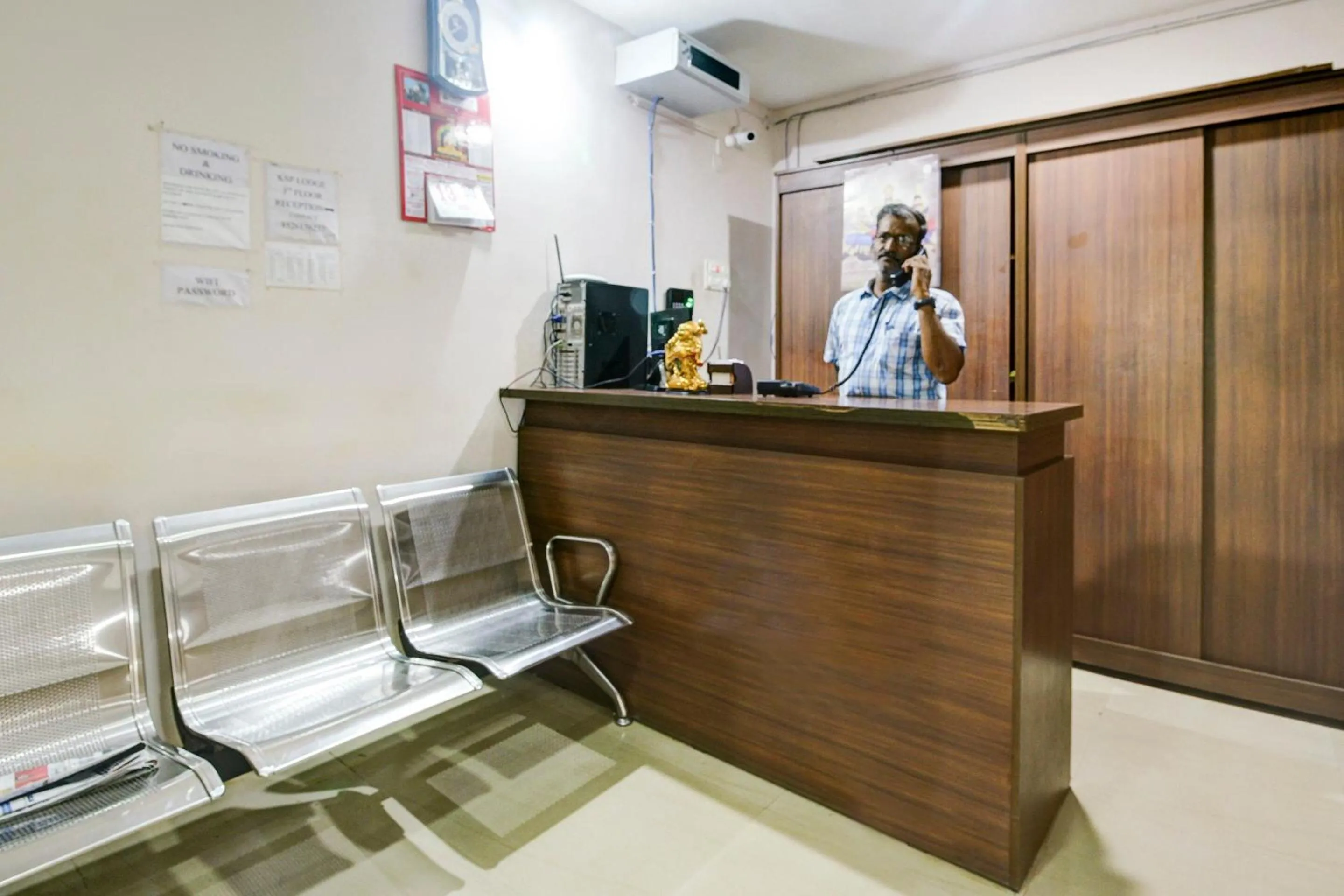 Lobby or reception in Hotel O Ksp Lodge