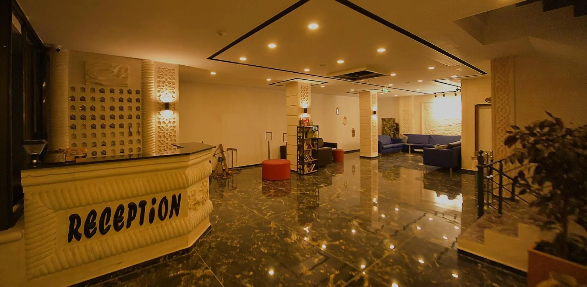 Lobby or reception in MİDYAT LADİNOS OTEL