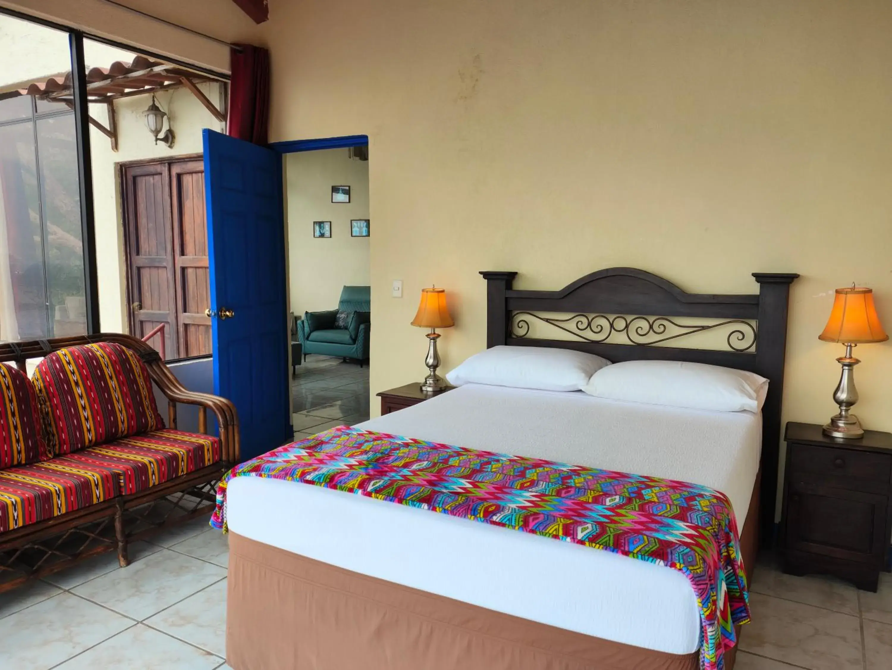 Two-Bedroom Suite with Terrace in Hotel Restaurante La Villa de los Dioses Two-Bedroom Suite with Terrace in Hotel Restaurante La Villa de los Dioses