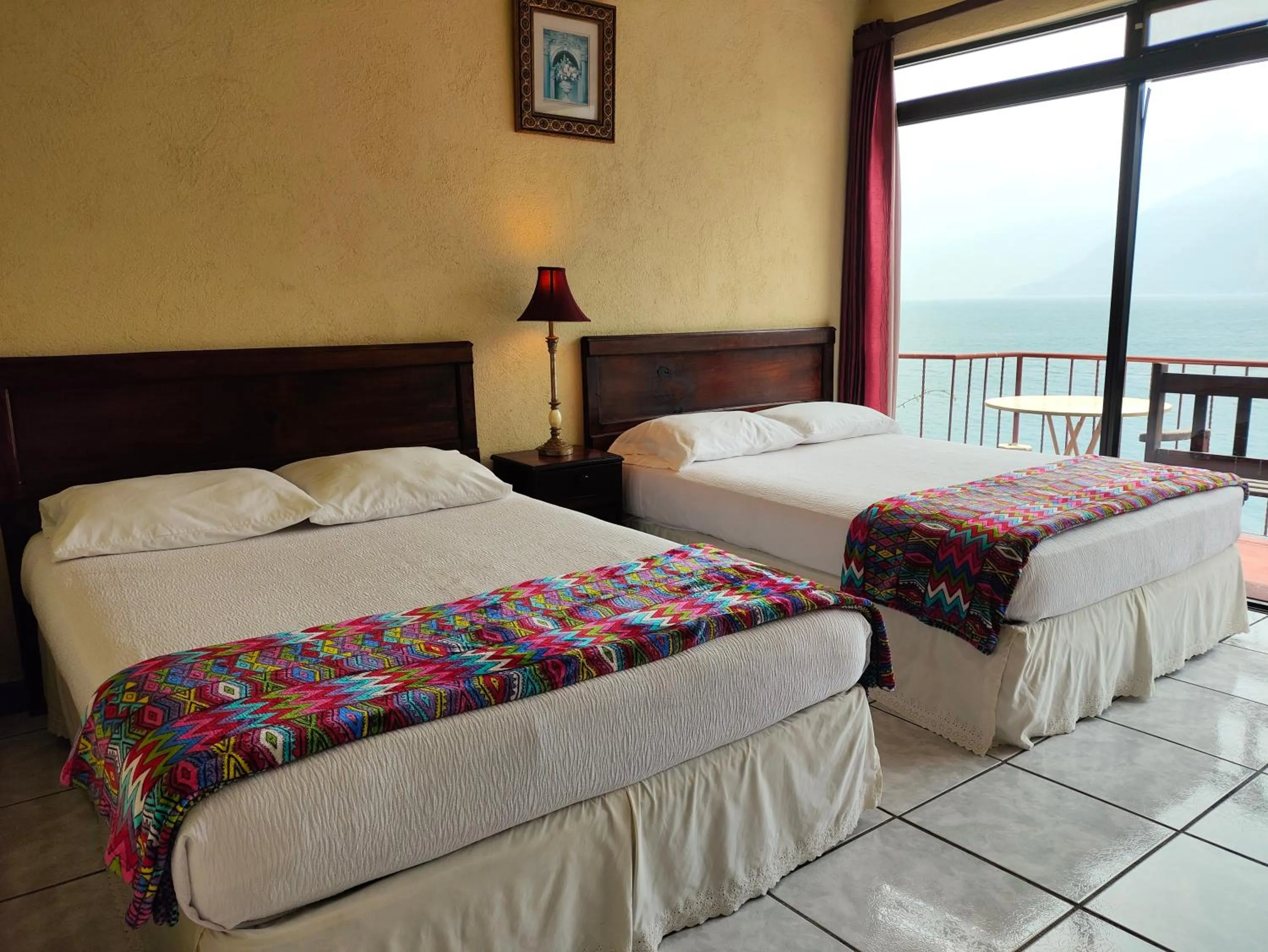 Bed in Hotel Restaurante La Villa de los Dioses