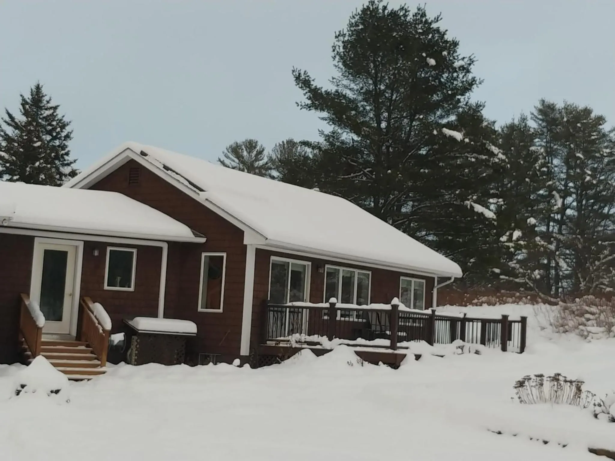 Property building in Spacious country retreat close to town and nature, Sylvana Farm VT