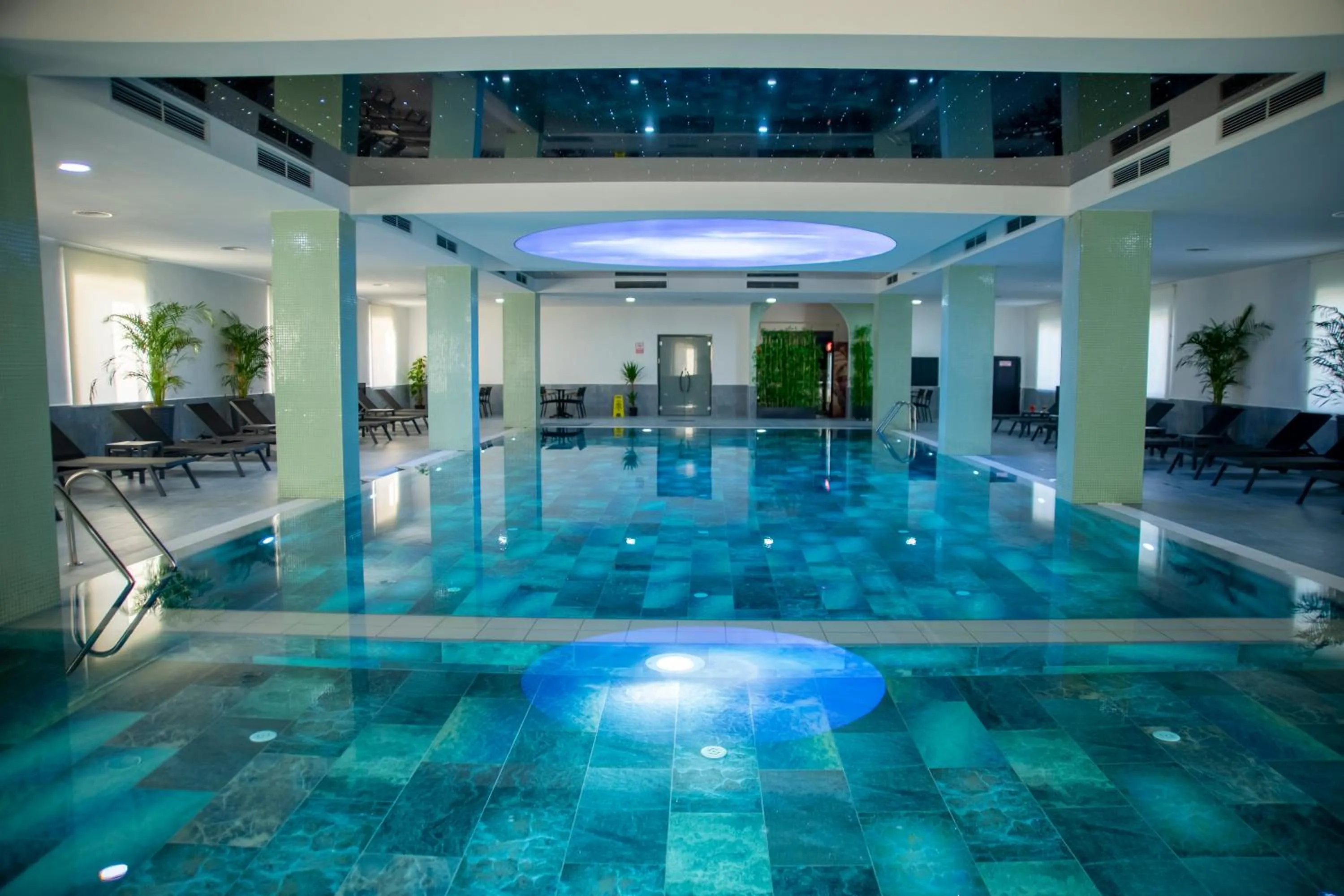 Swimming pool in Midyat Royal Hotel & Spa