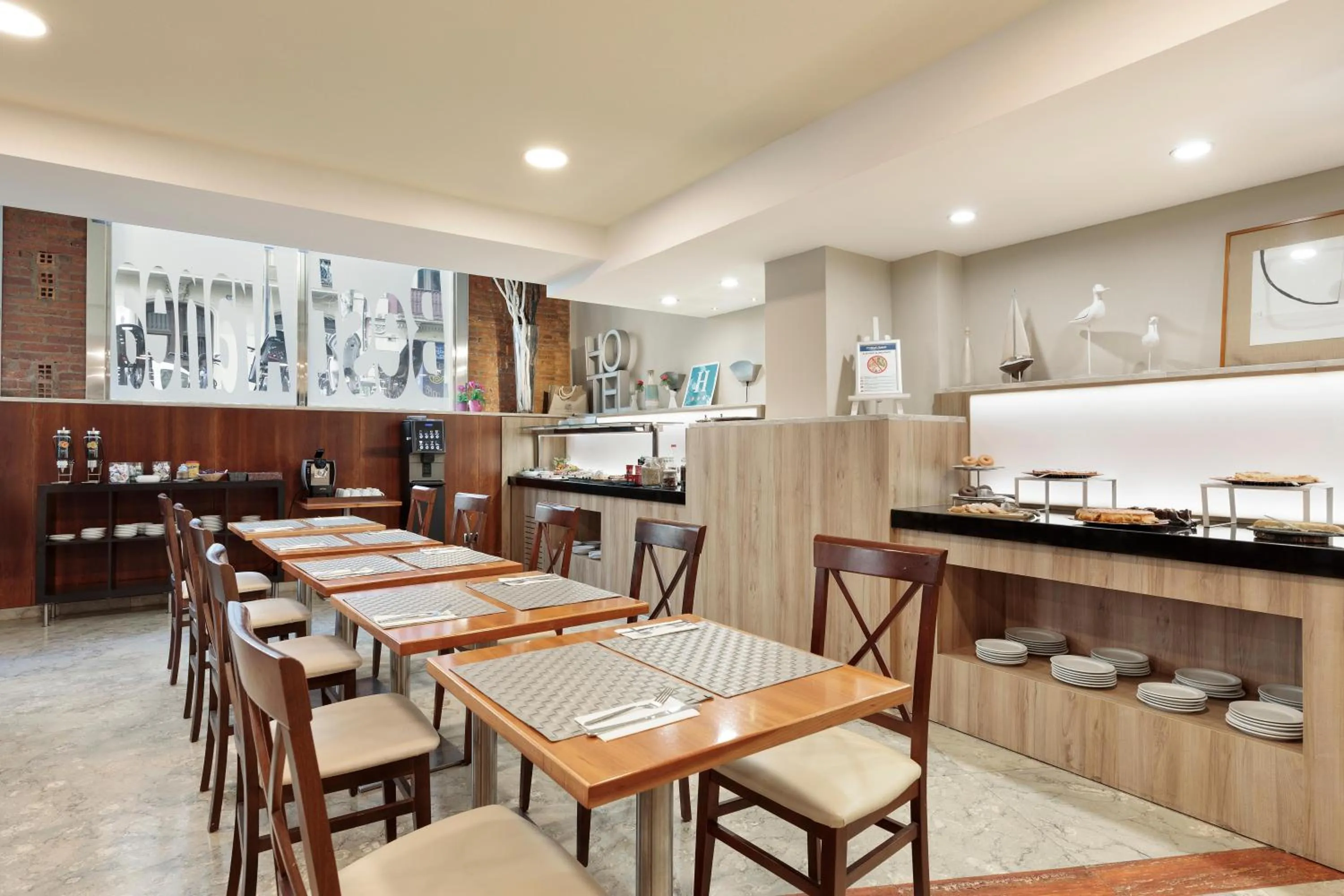 Restaurant/places to eat in Hotel Best Aranea