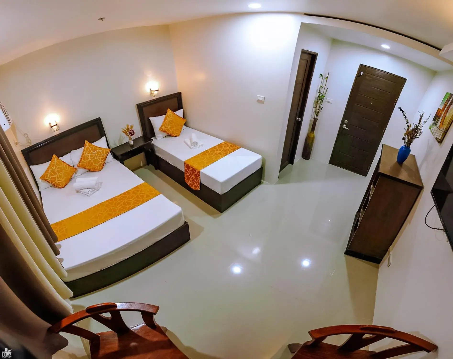 Deluxe Triple Room in Dianna’s Inn Deluxe Triple Room in Dianna’s Inn