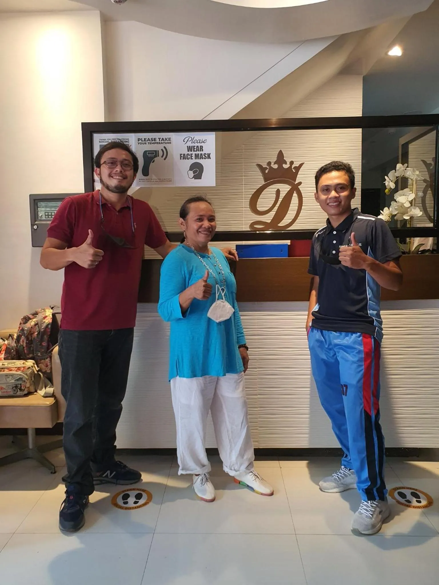 Guests in Dianna’s Inn