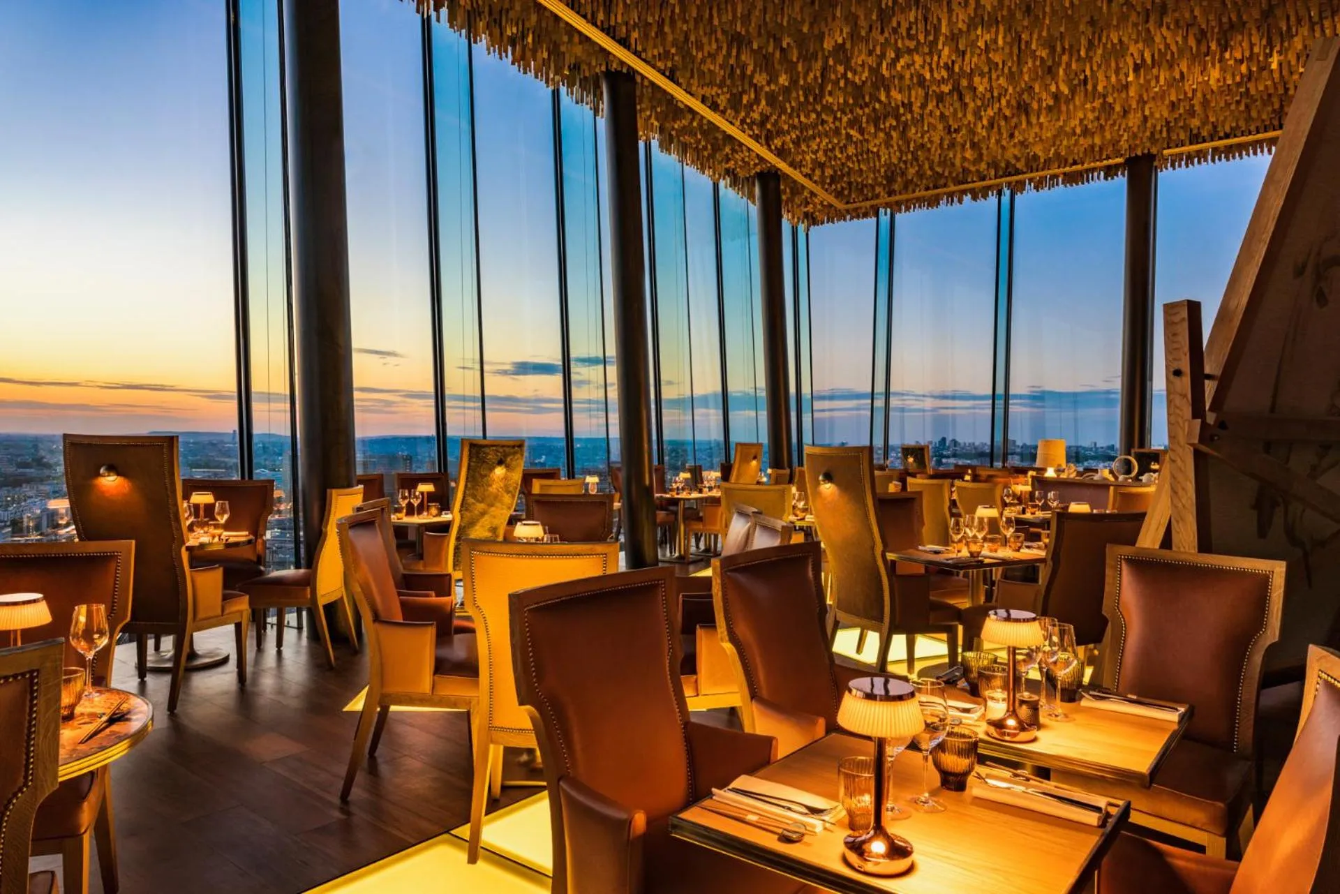 Restaurant/places to eat in Too Hotel & Spa Paris - MGallery Collection