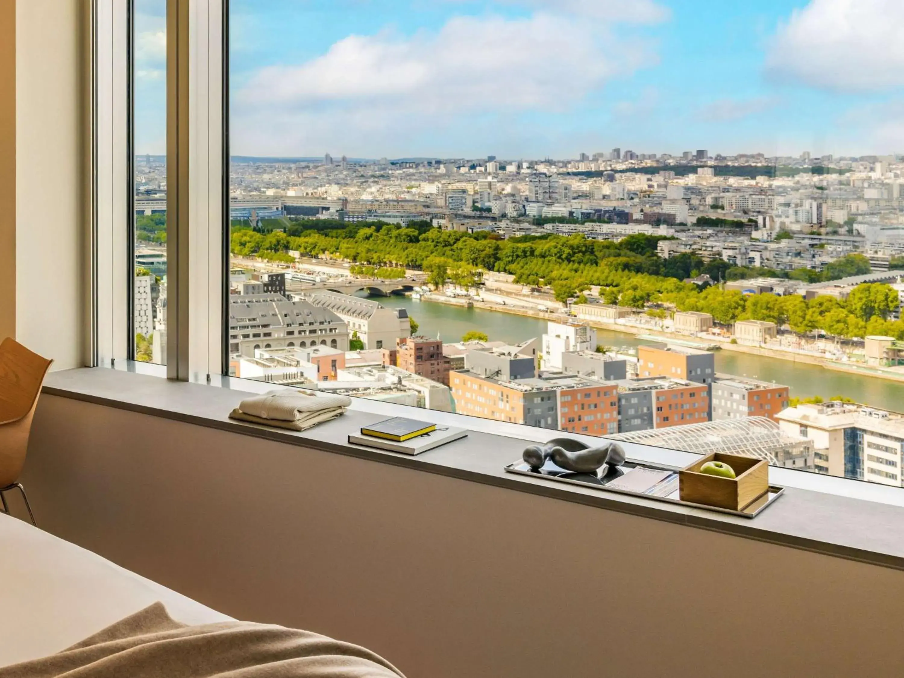 Bedroom in Too Hotel Paris - MGallery