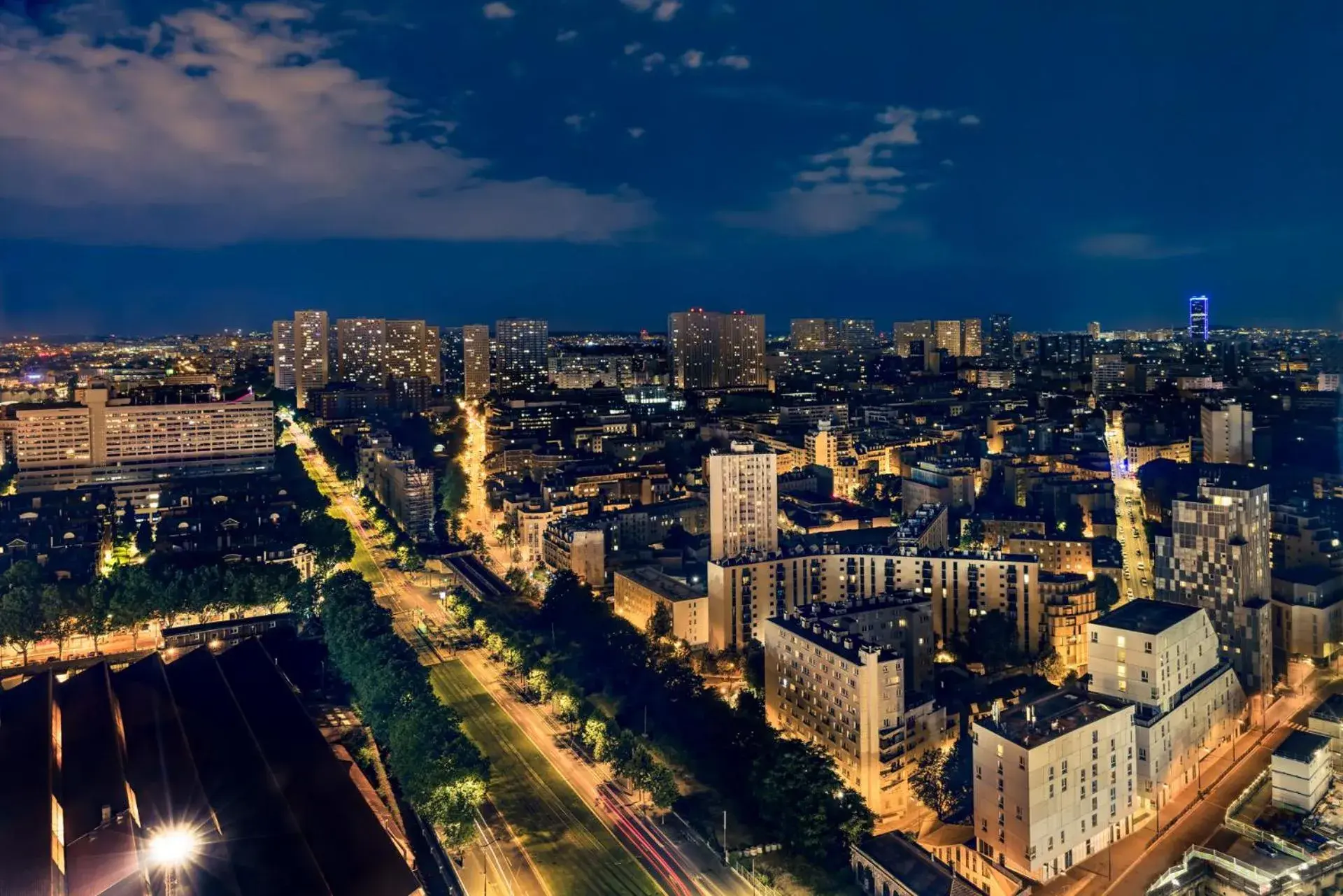 Night, Bird's-eye View in Too Hotel Paris - MGallery