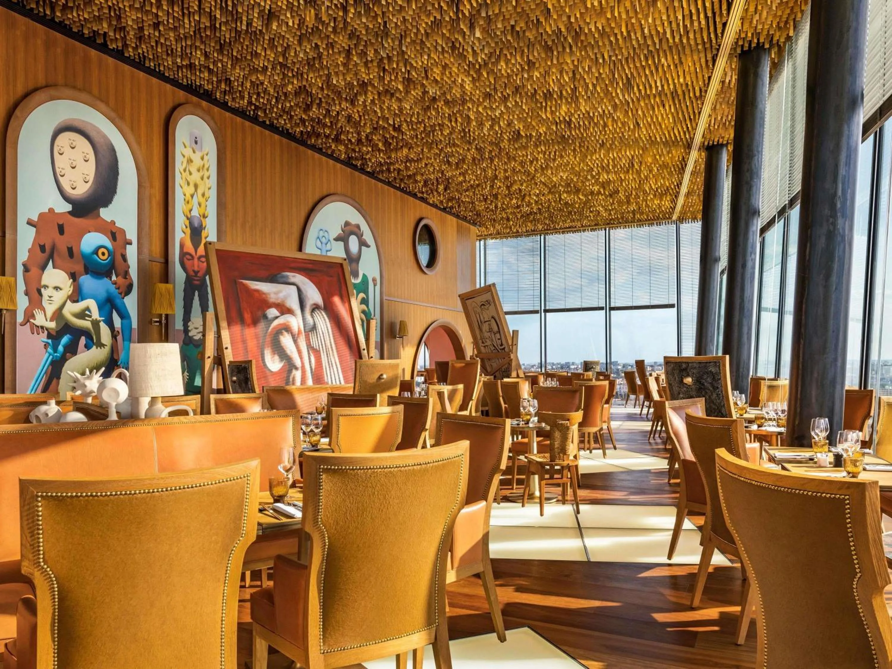 Restaurant/places to eat in Too Hotel & Spa Paris - MGallery Collection
