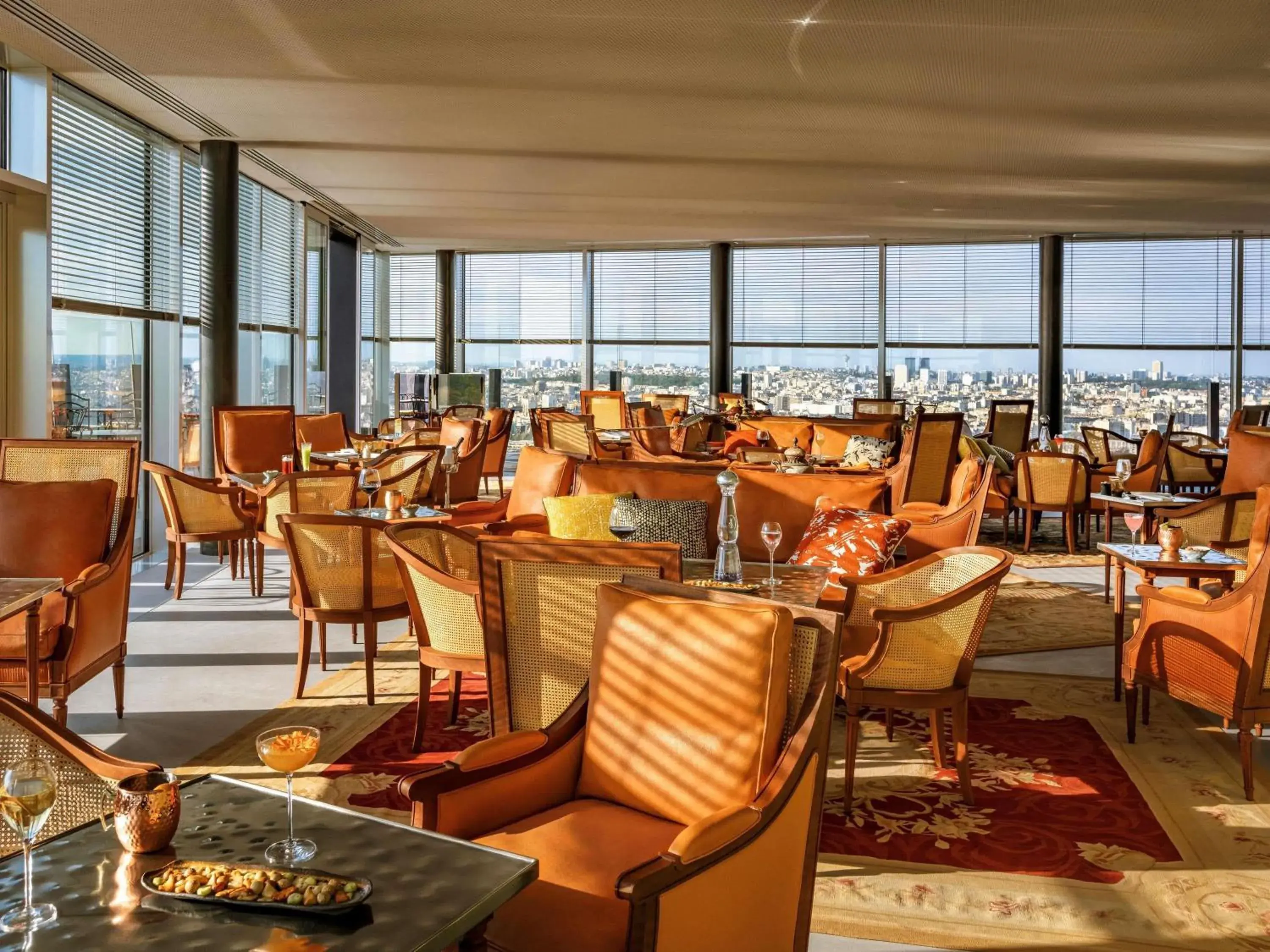 Restaurant/places to eat in Too Hotel & Spa Paris - MGallery Collection Restaurant/places to eat in Too Hotel & Spa Paris - MGallery Collection