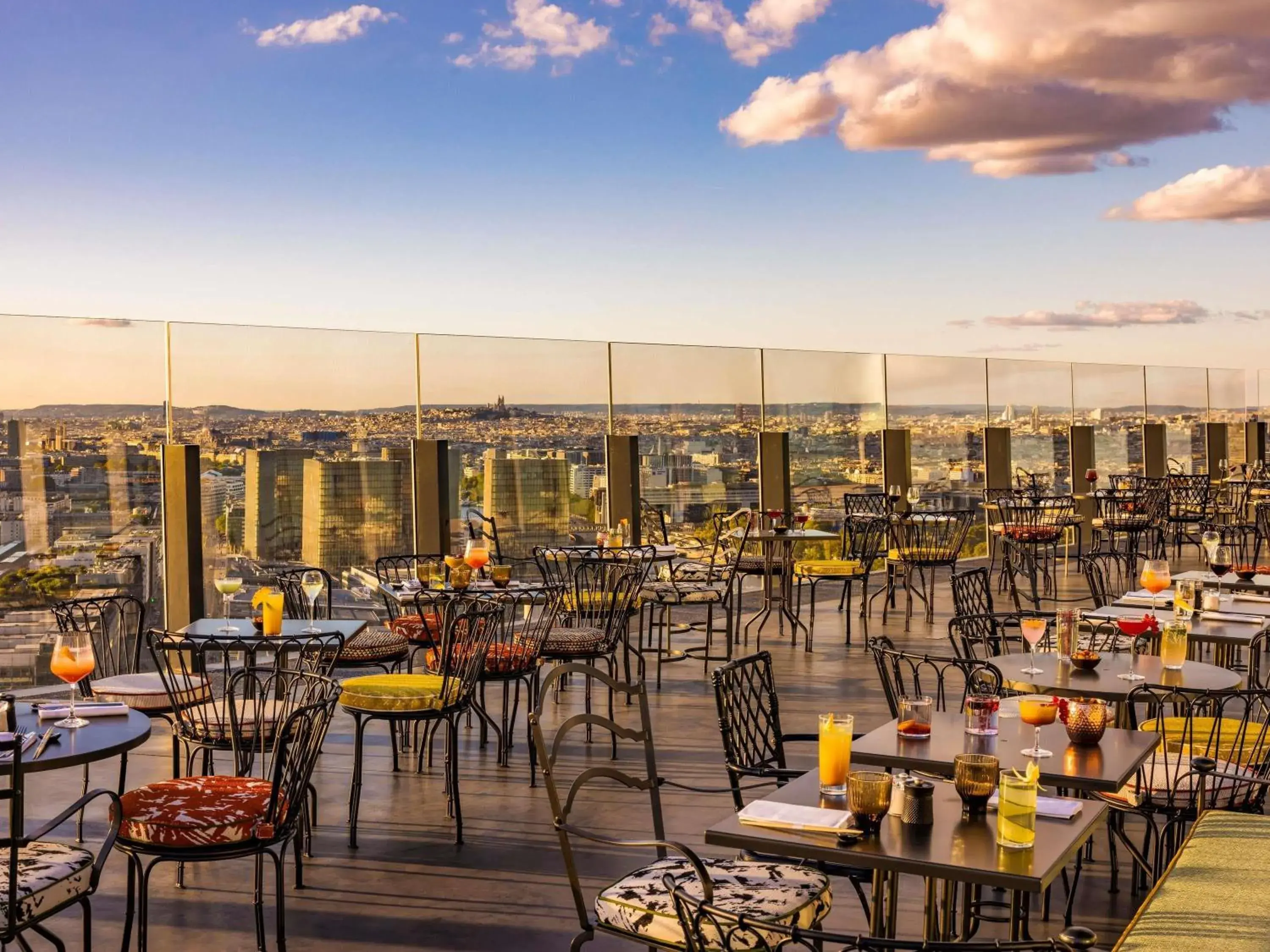 Property building in Too Hotel & Spa Paris - MGallery Collection Property building in Too Hotel & Spa Paris - MGallery Collection