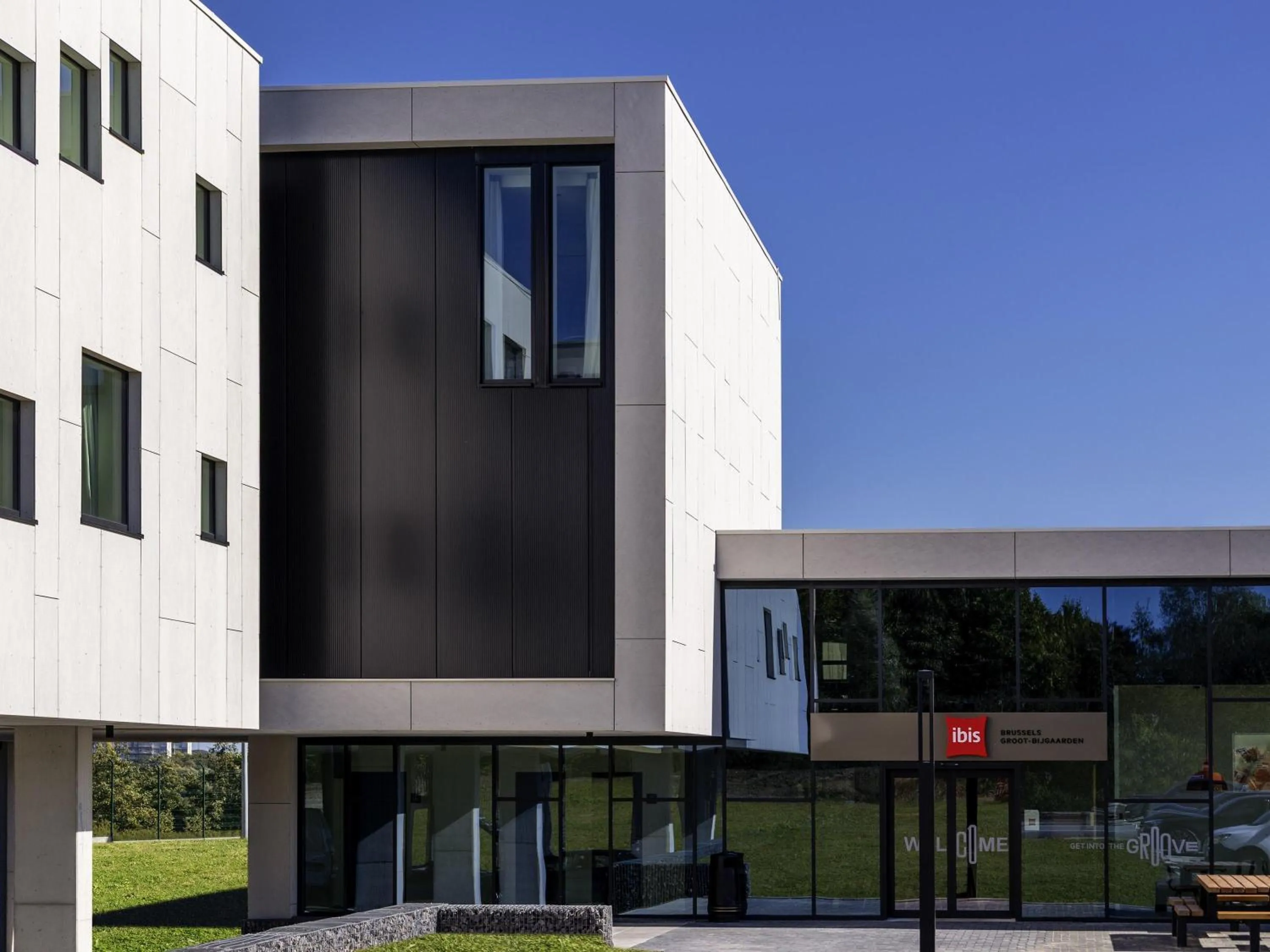 Property building in ibis Brussels Groot Bijgaarden