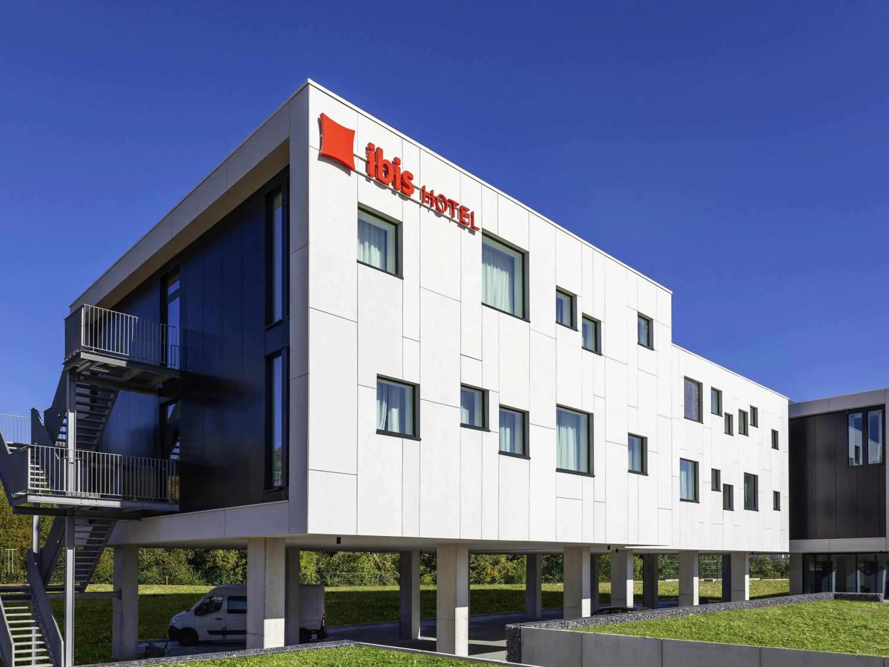 Property building in ibis Brussels Groot Bijgaarden Property building in ibis Brussels Groot Bijgaarden