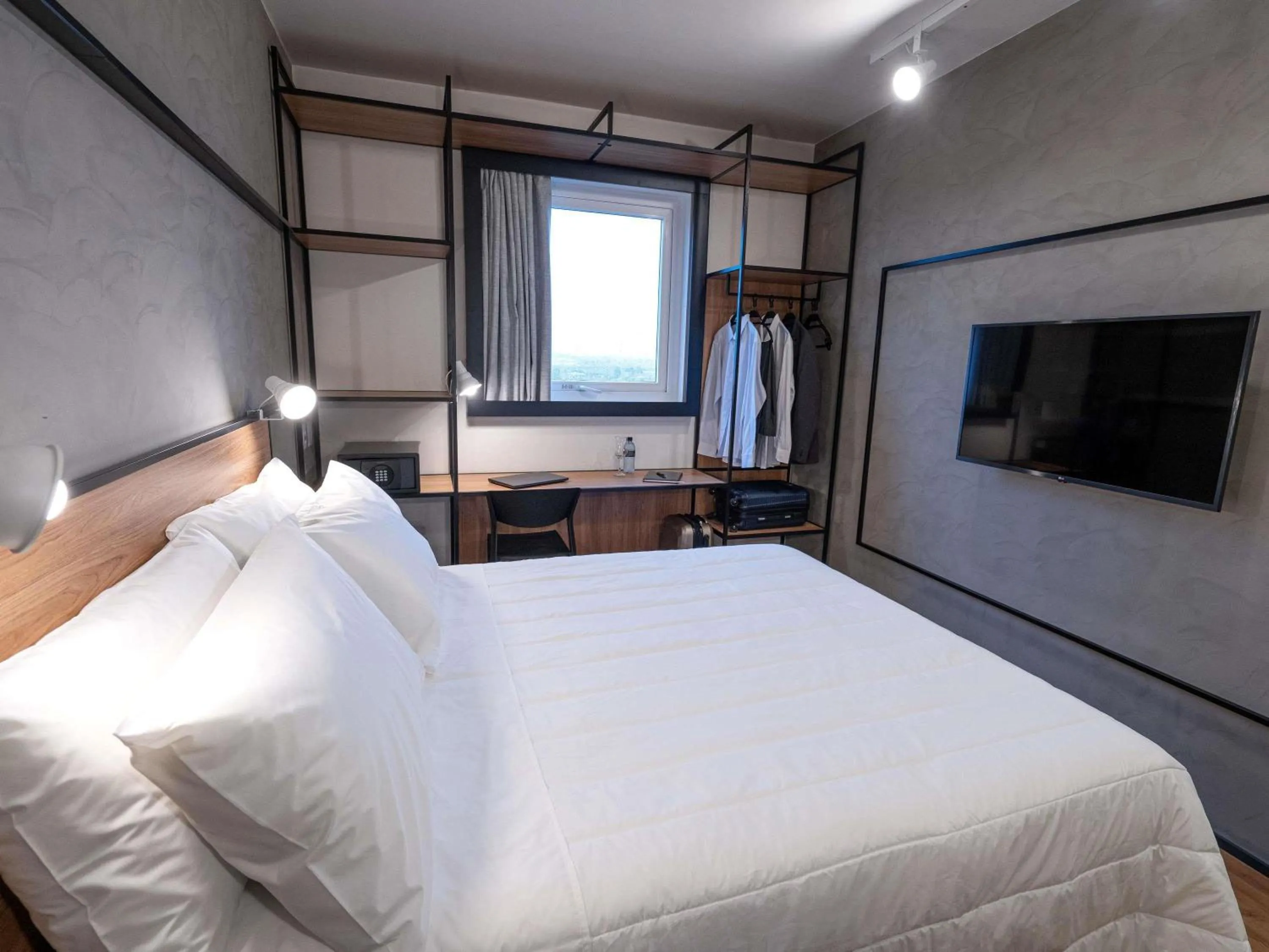 Bedroom, Bed in ibis Guarapuava