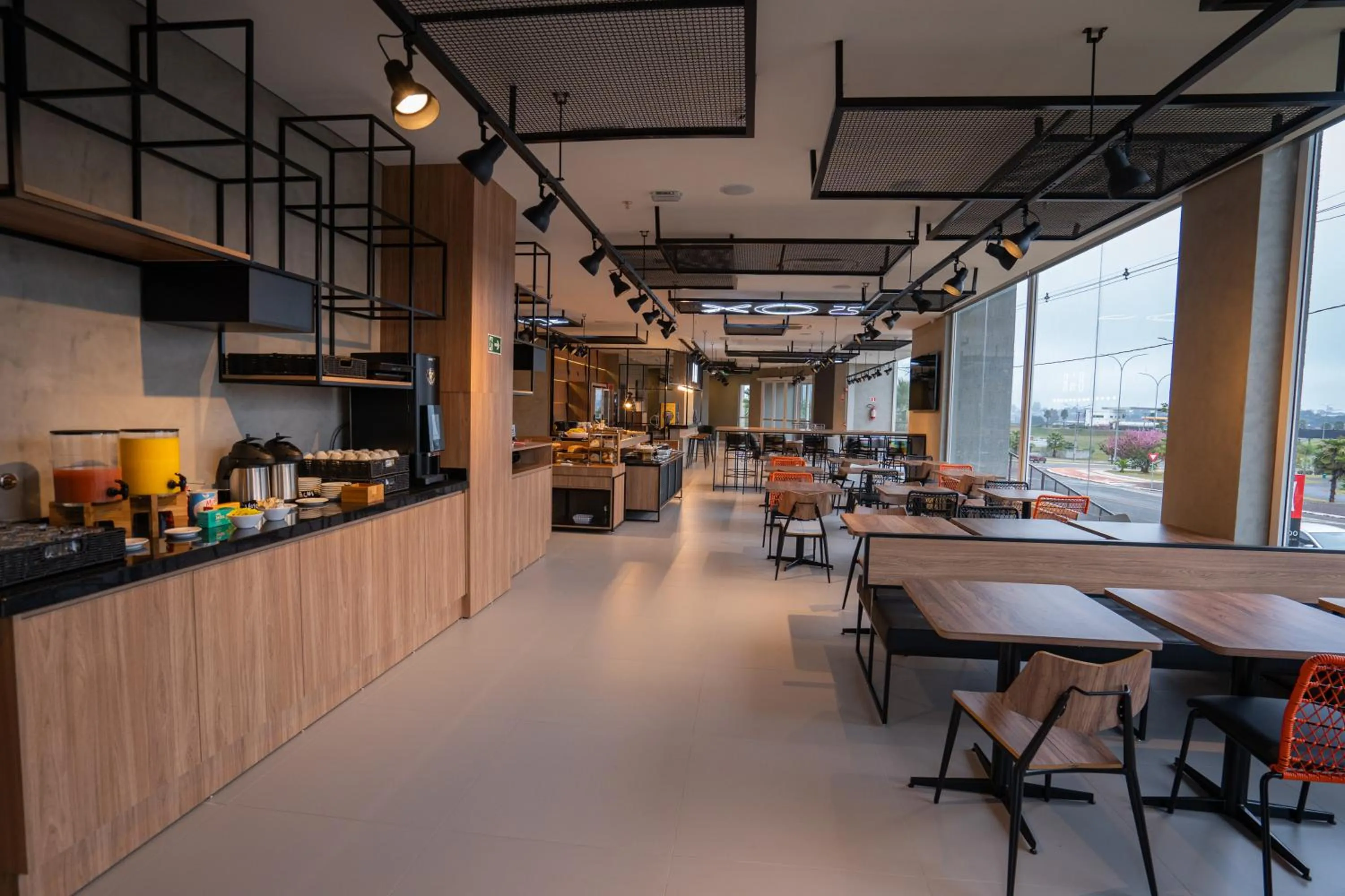 Restaurant/places to eat in ibis Guarapuava