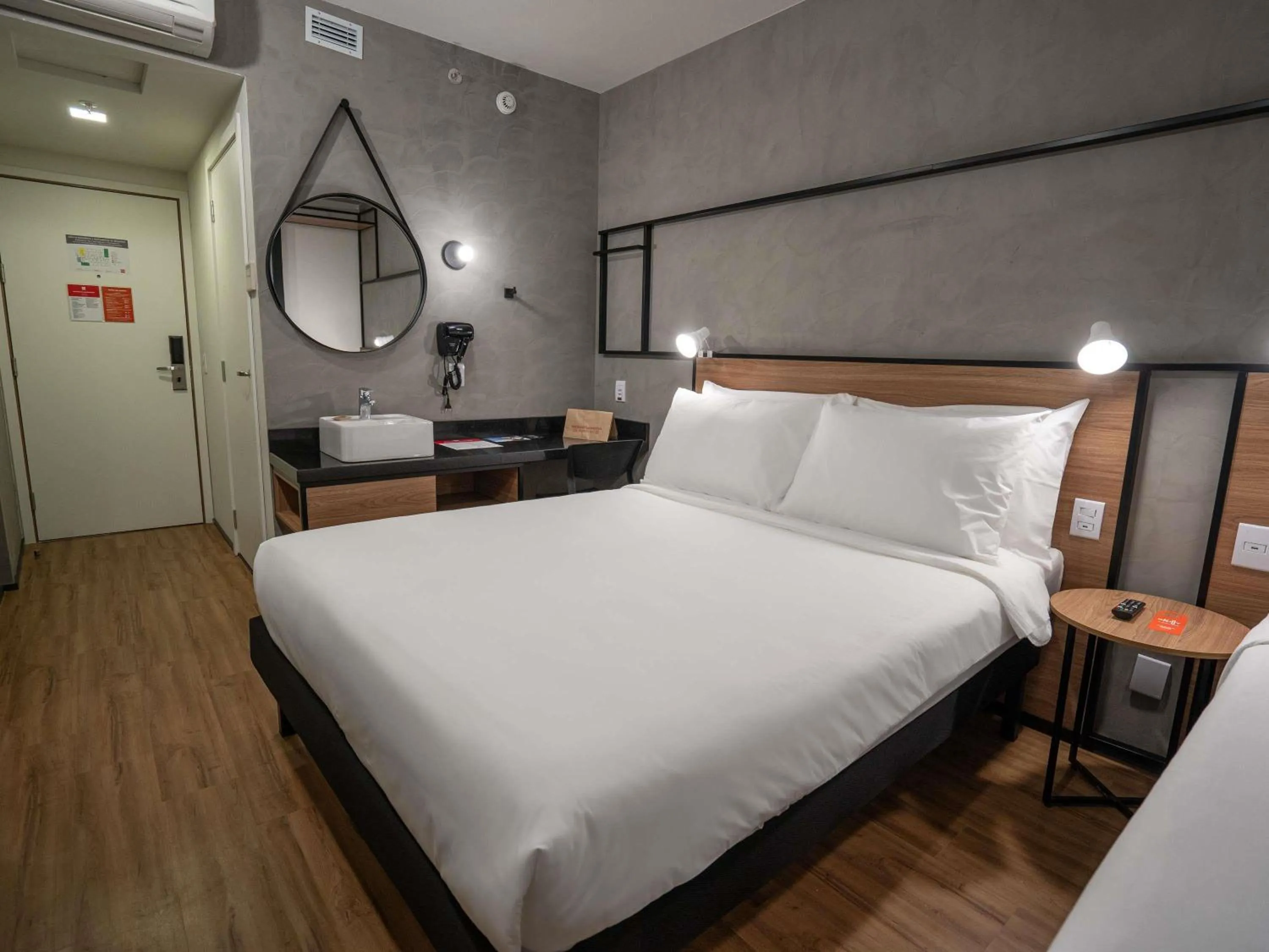 Bedroom, Bed in ibis Guarapuava