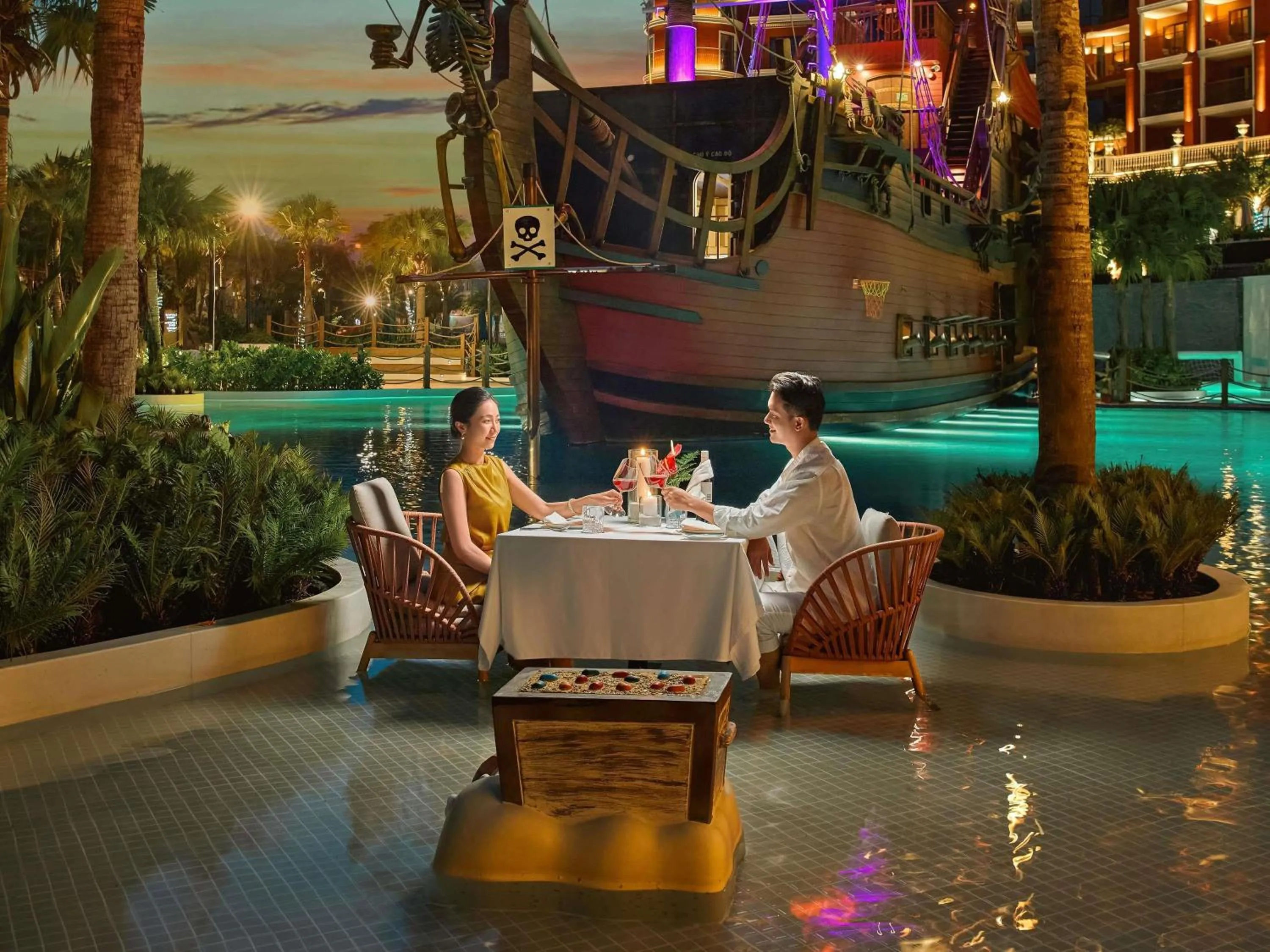 Restaurant/places to eat in Mövenpick Resort Phan Thiet