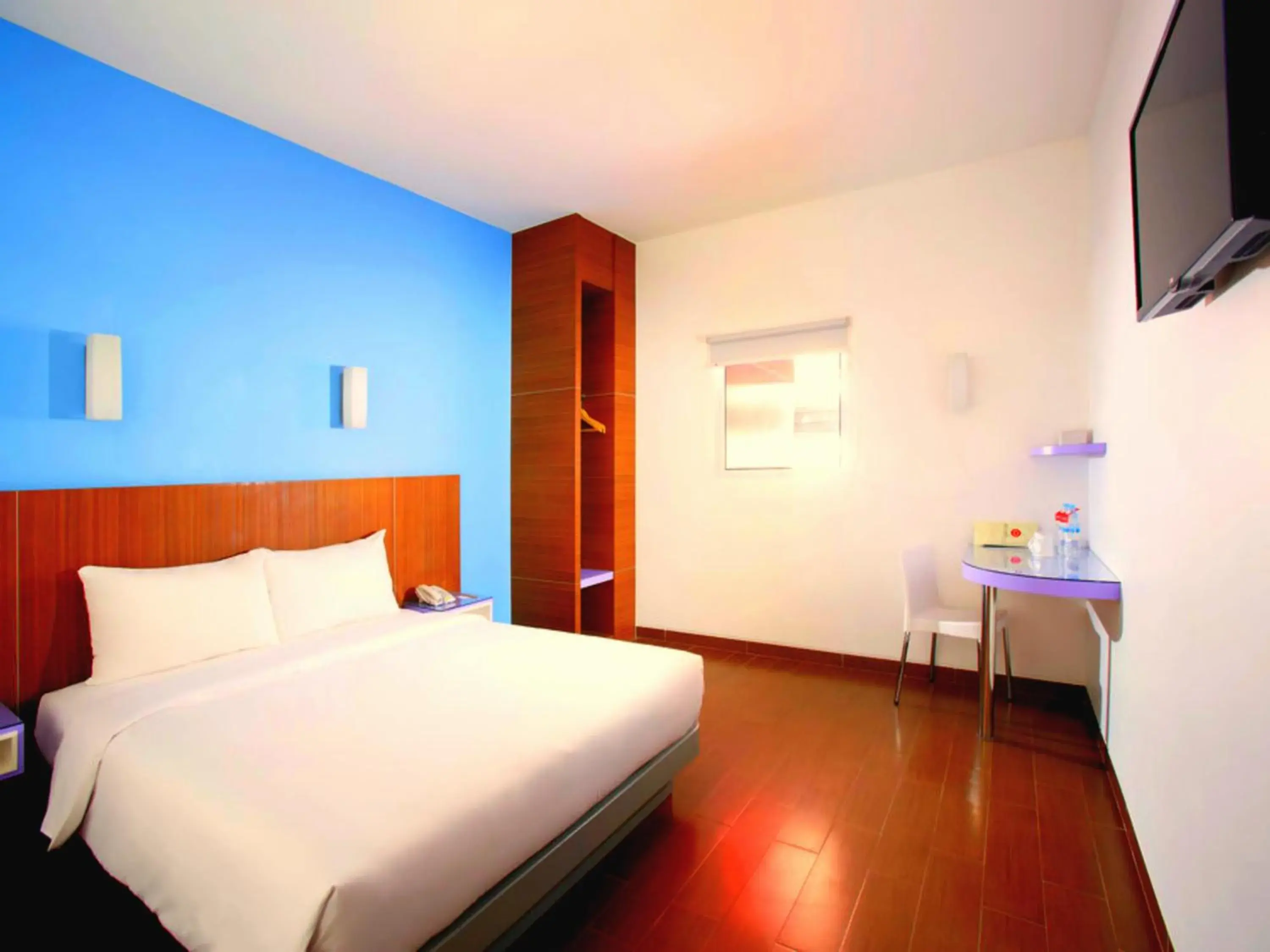 Smart Hollywood Double Room in Amaris Hotel Nagoya Hill - Batam Smart Hollywood Double Room in Amaris Hotel Nagoya Hill - Batam