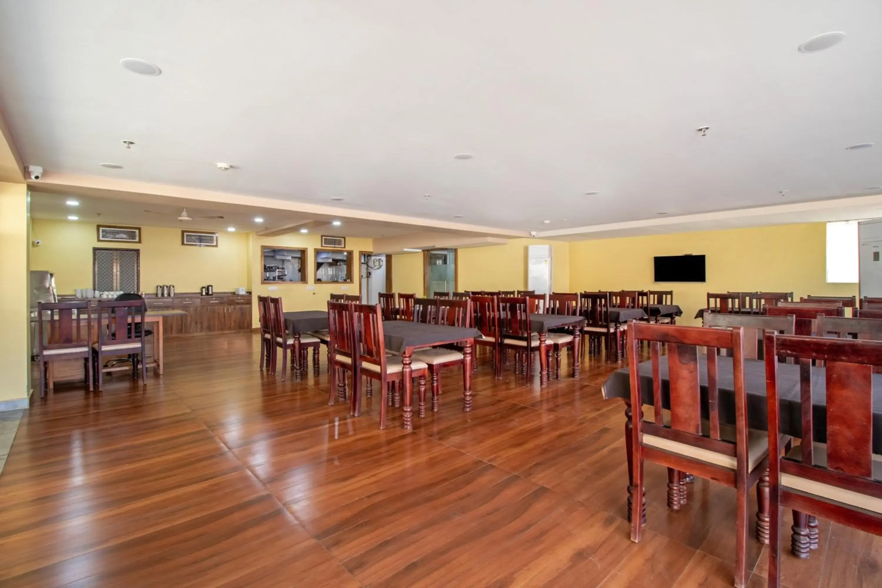 Restaurant/places to eat in Treebo Sonal Palace, Near Umaid Bhawan Palace Restaurant/places to eat in Treebo Sonal Palace, Near Umaid Bhawan Palace