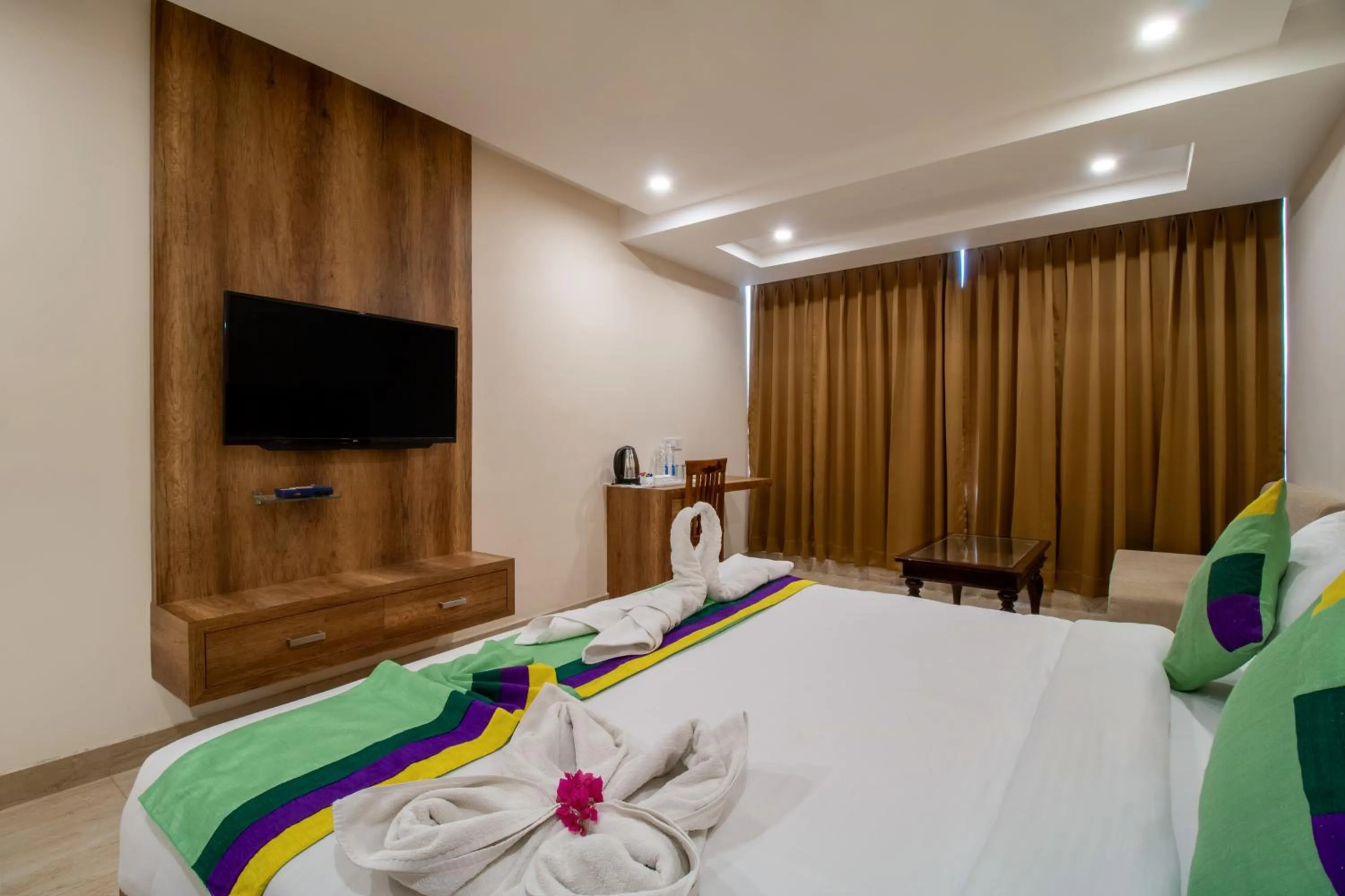 Bed in Treebo Sonal Palace, Near Umaid Bhawan Palace