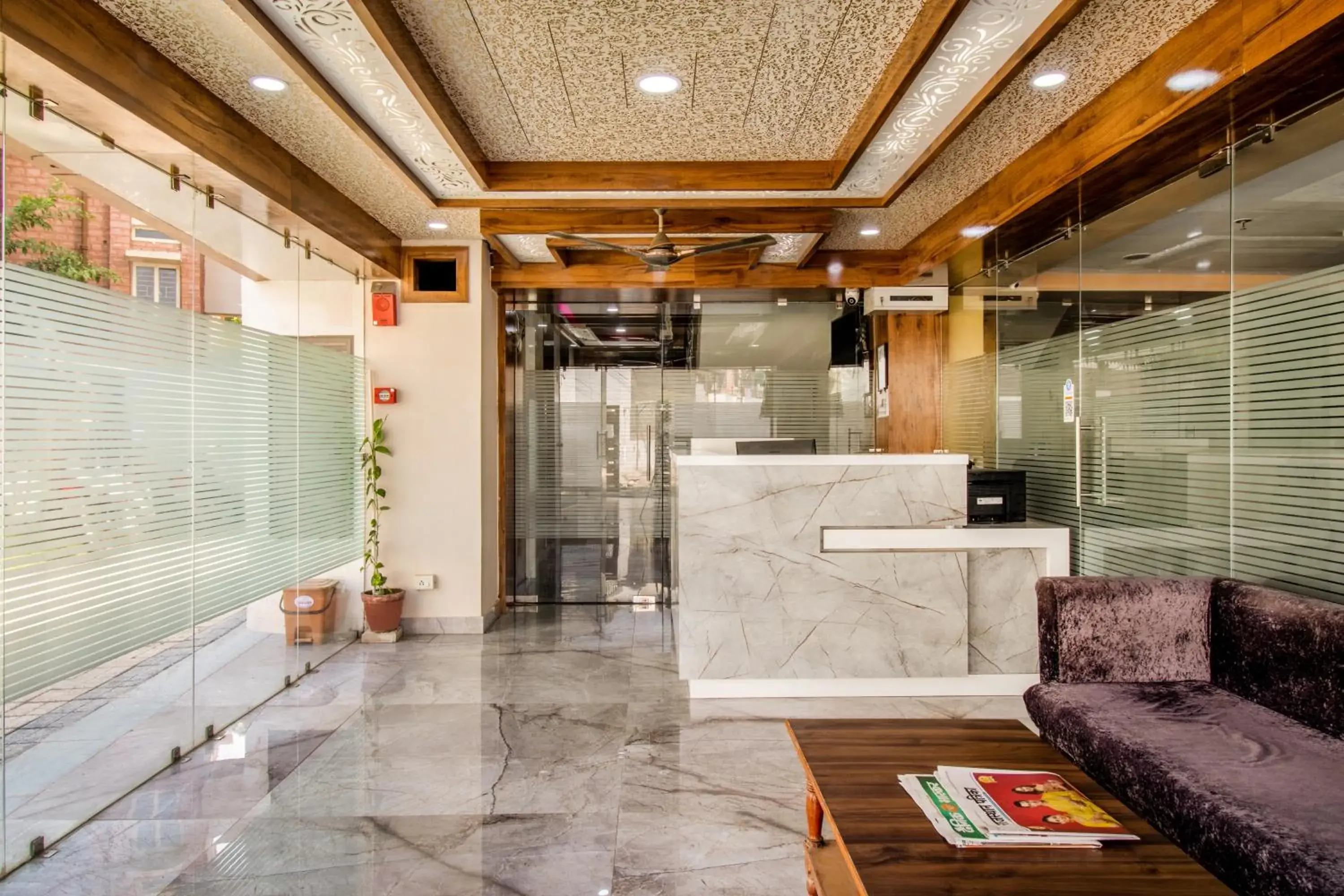 Lobby or reception in Treebo Sonal Palace, Near Umaid Bhawan Palace Lobby or reception in Treebo Sonal Palace, Near Umaid Bhawan Palace