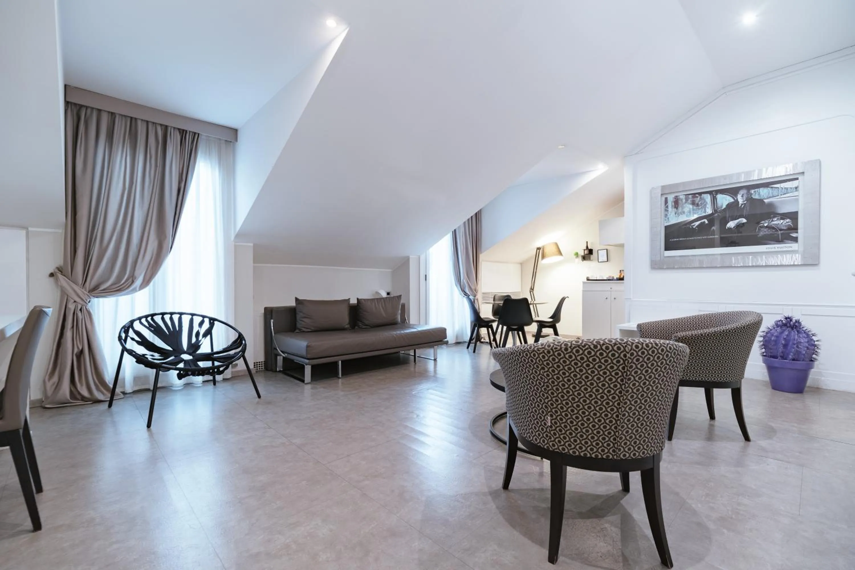 Bedroom in Montenapoleone Suites