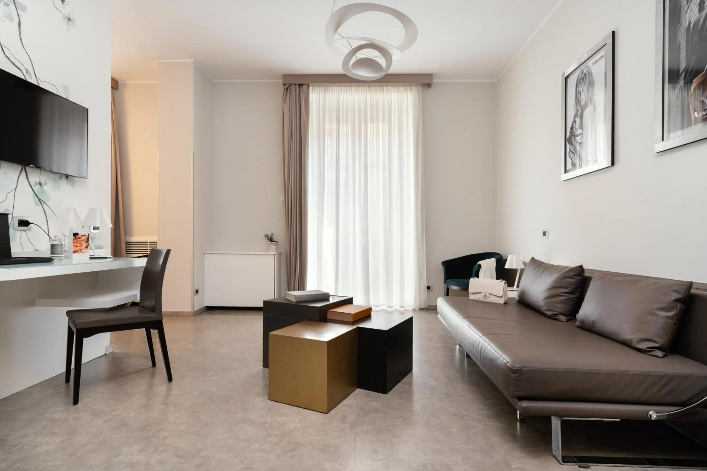 Living room in Montenapoleone Suites