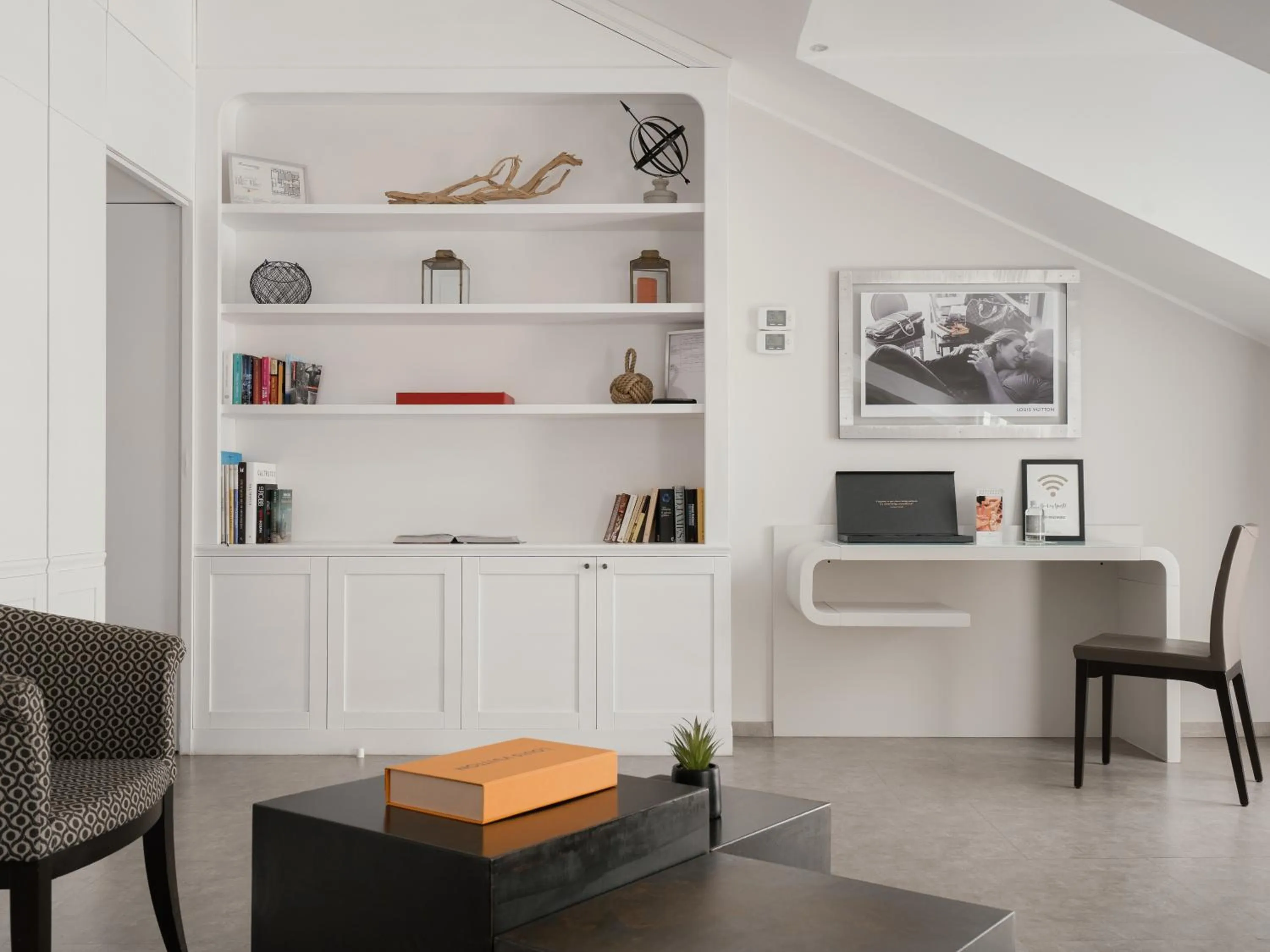 Living room in Montenapoleone Suites