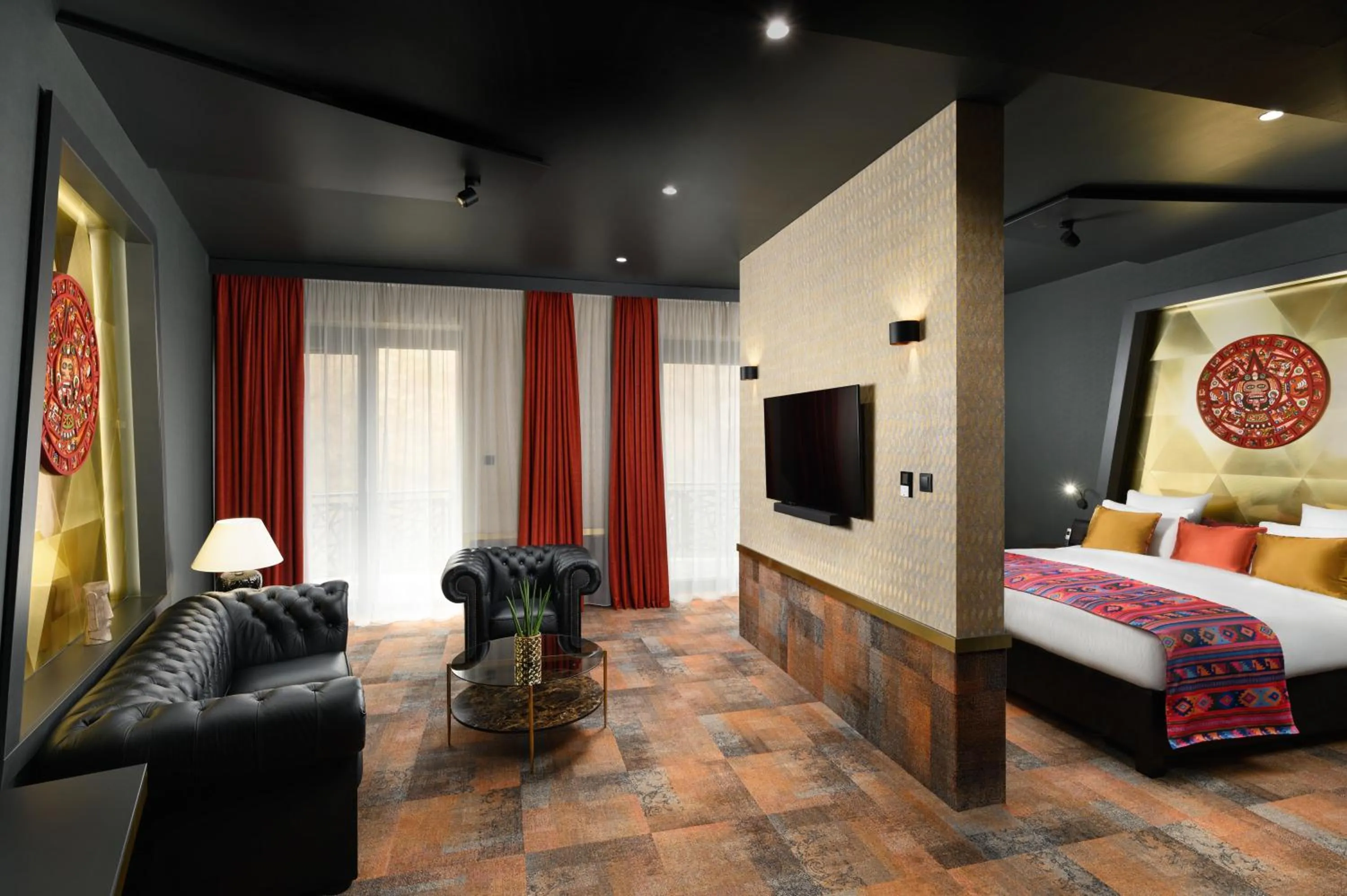 Living room, Bed in Minaro Hotel Tokaj - MGallery Collection