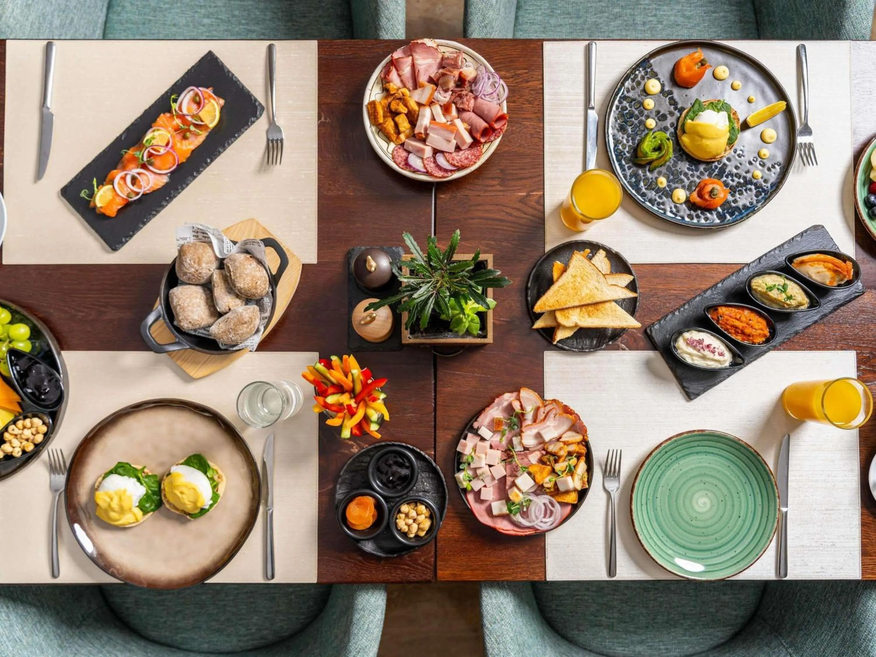 Breakfast in Mercure Conacul Cozieni