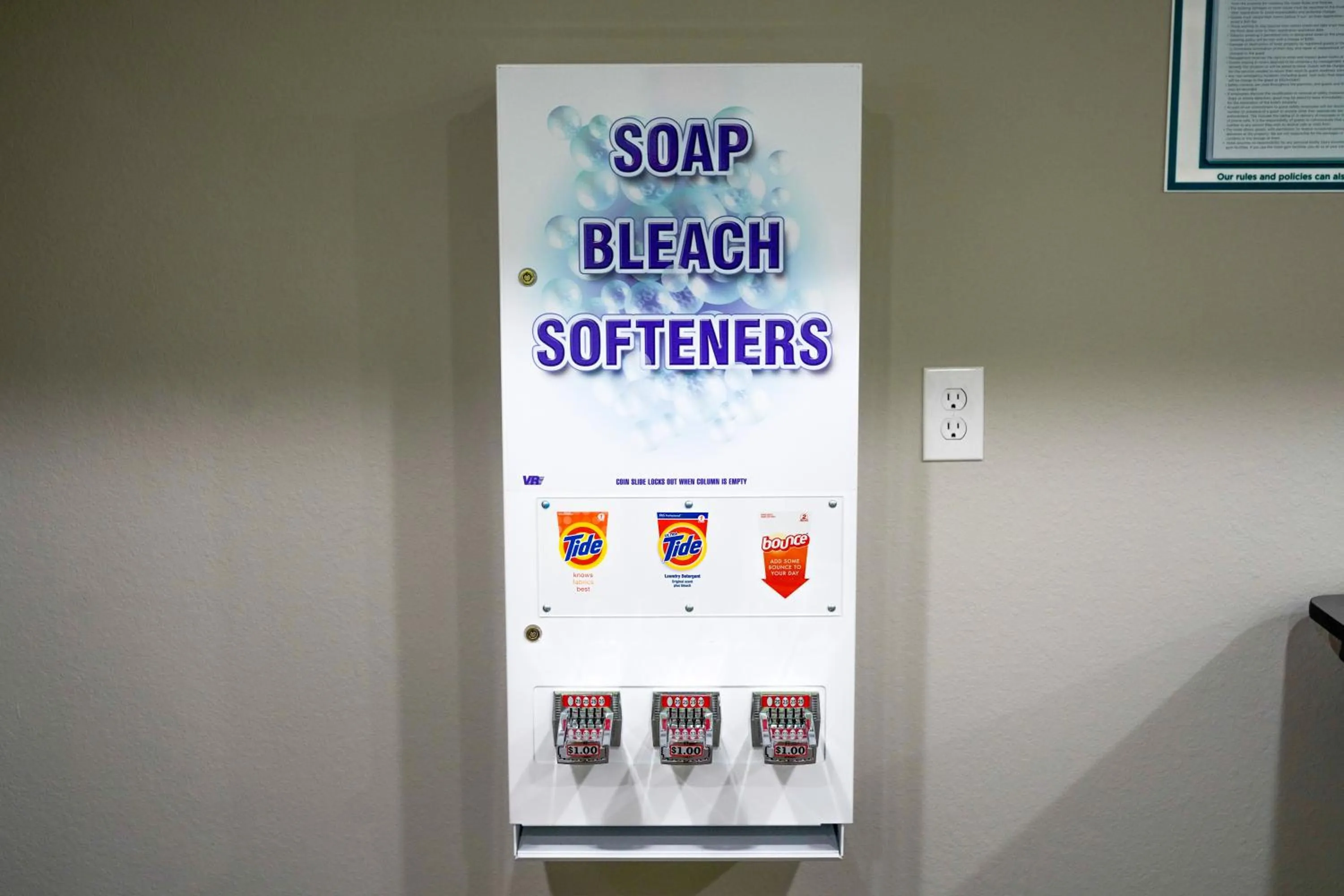 laundry in WoodSpring Suites Hudson Port Richey