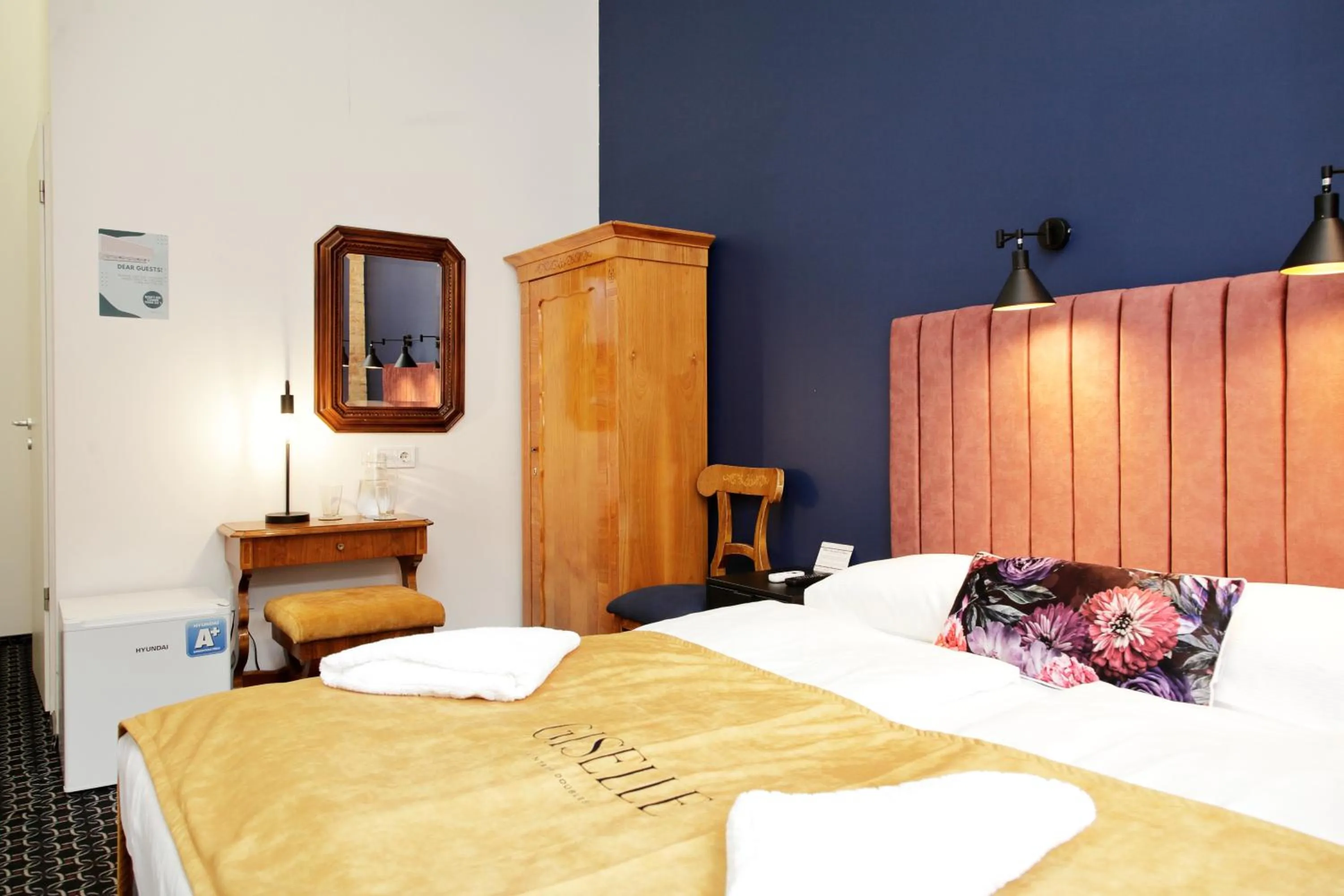 Bed in Giselle Vintage Doubles - Adults Only