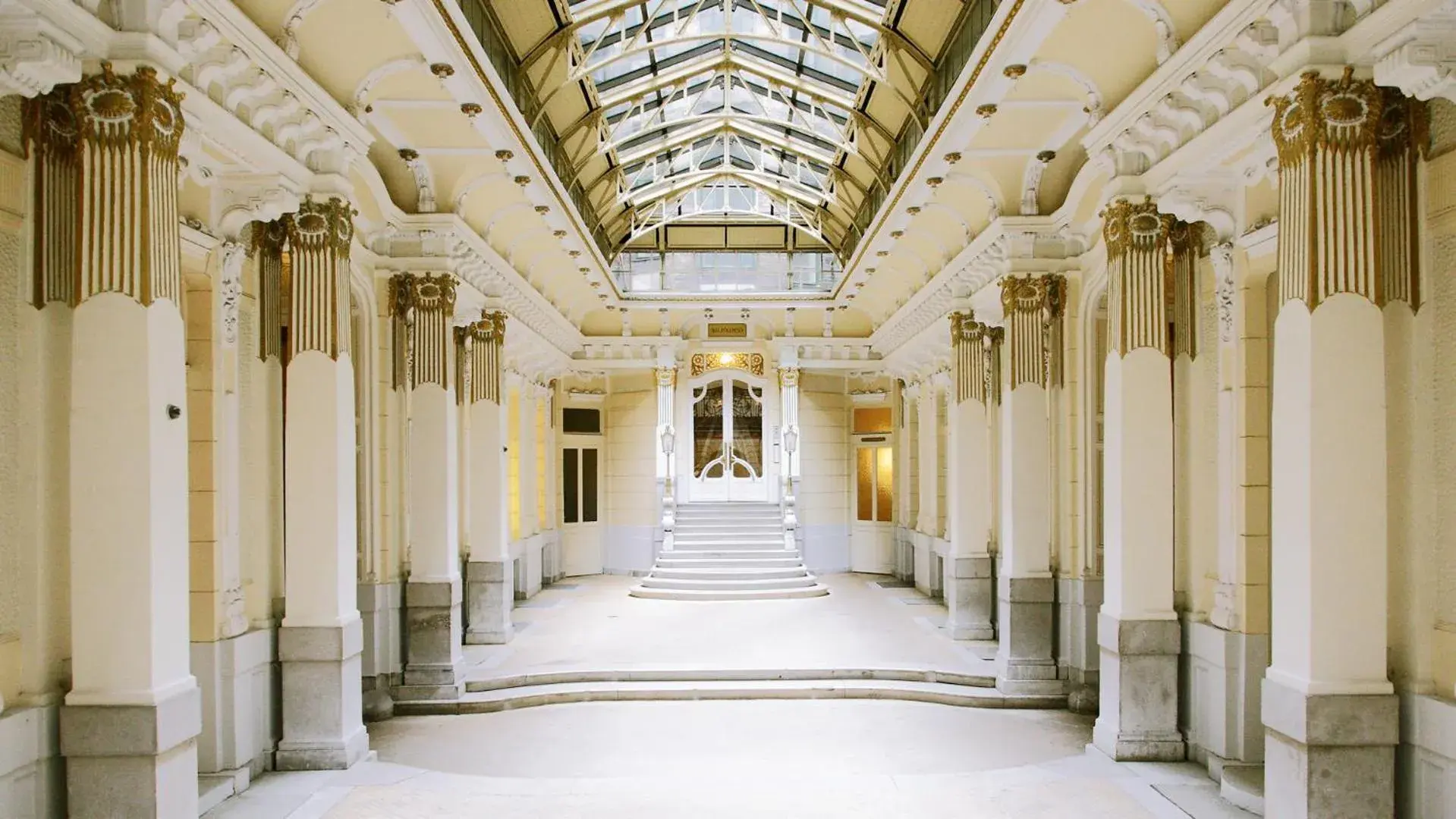 Property building in Giselle Vintage Doubles - Adults Only Property building in Giselle Vintage Doubles - Adults Only