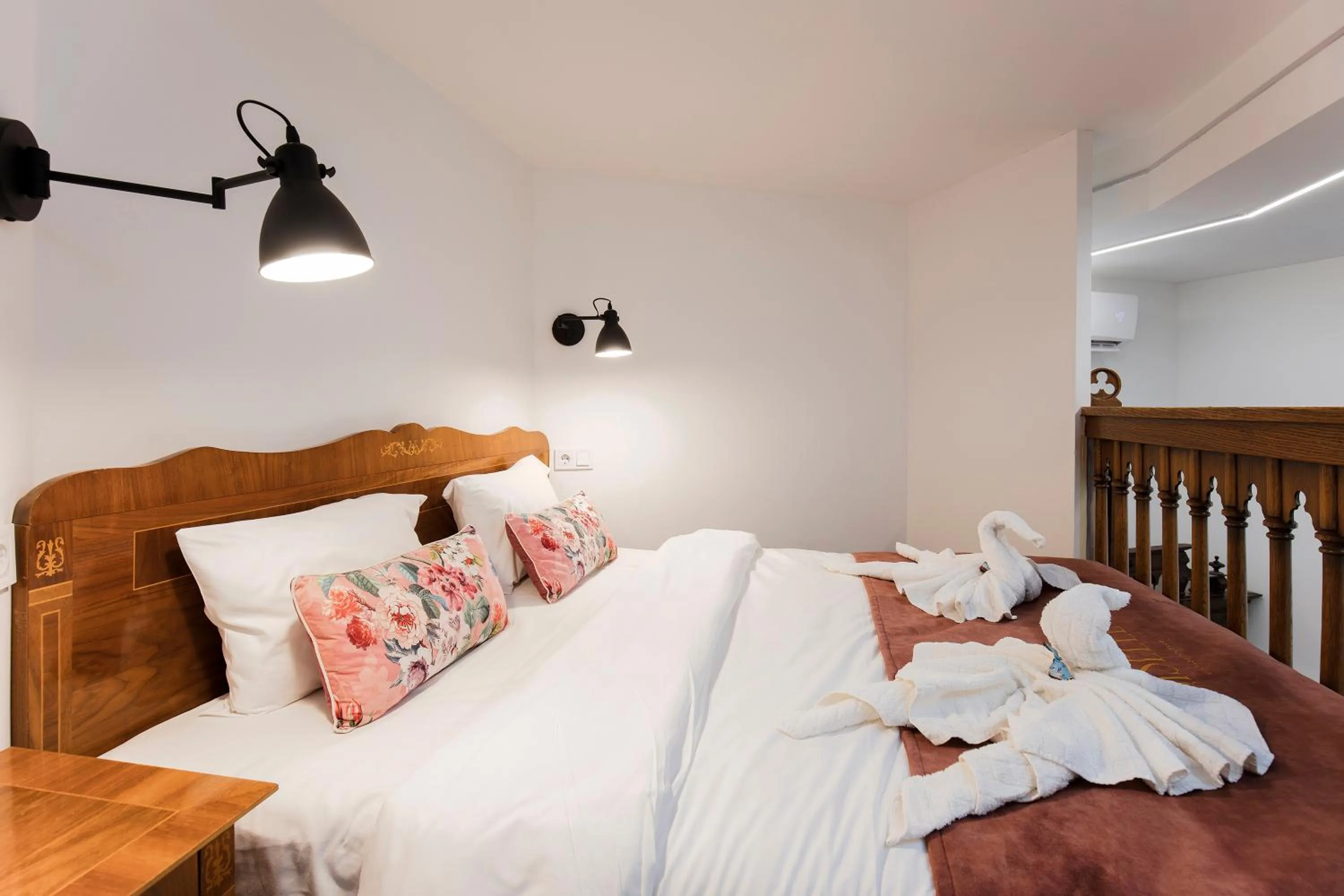 Bed in Giselle Vintage Doubles - Adults Only