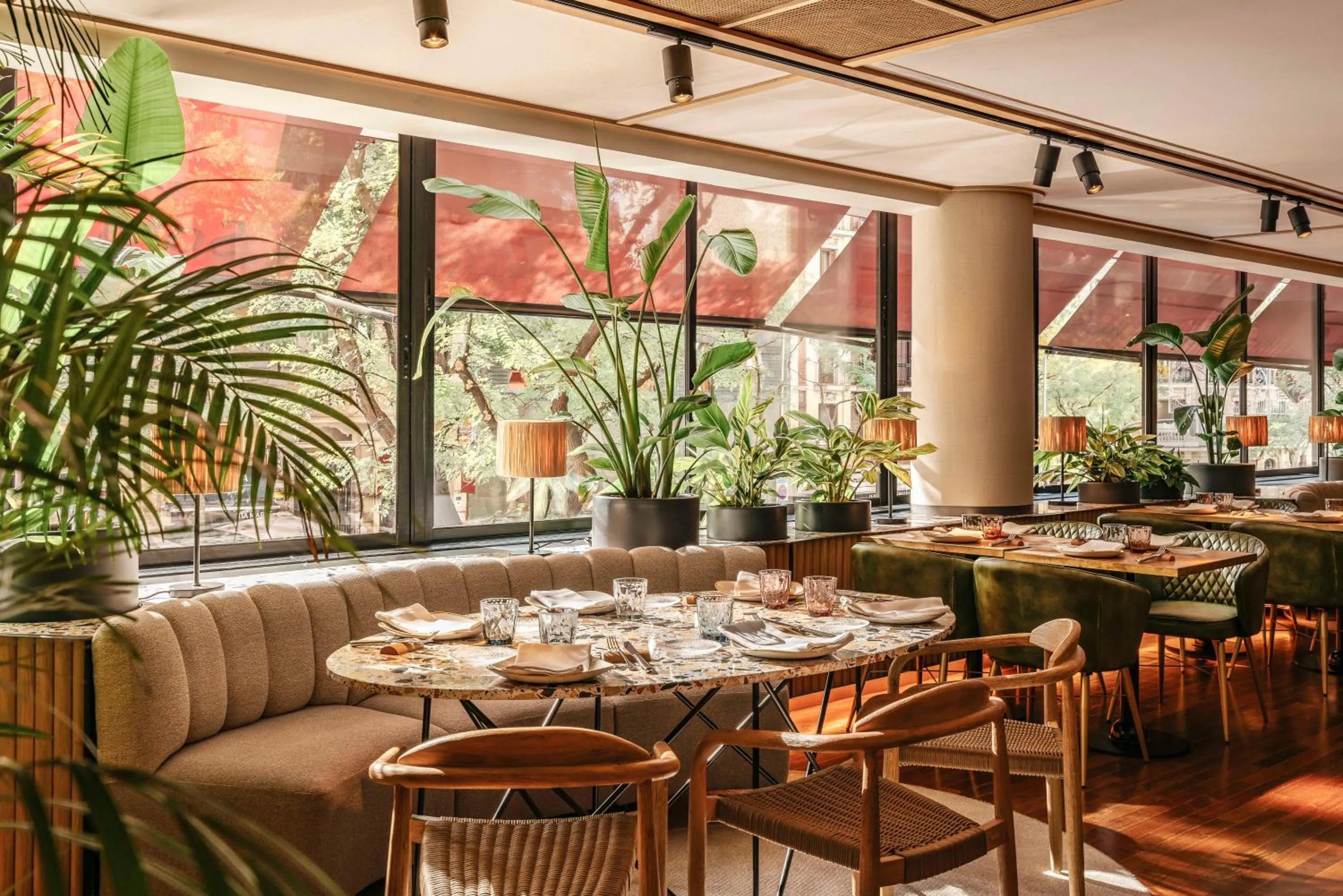 Restaurant/places to eat in Vincci Soma