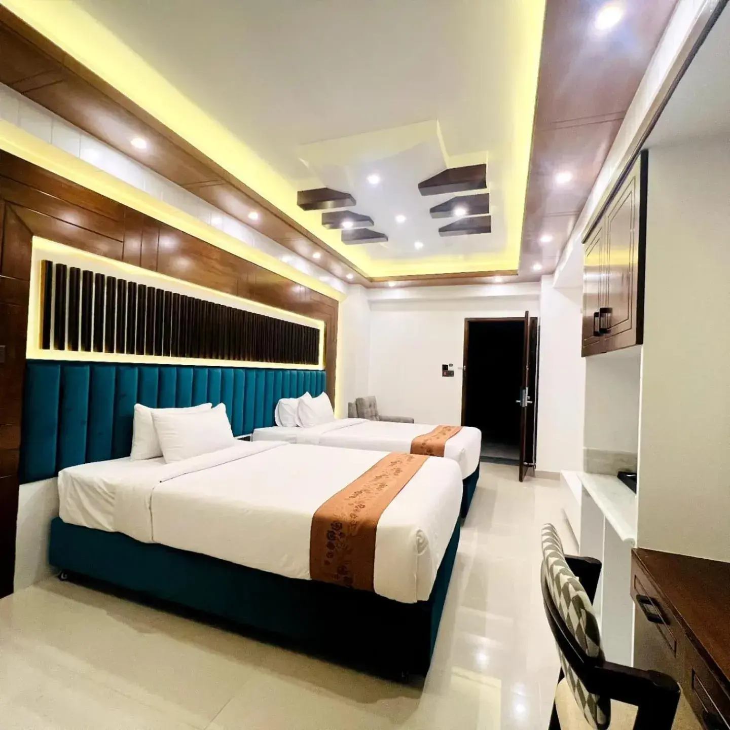 Deluxe Twin Room in Hotel Elite Palace Deluxe Twin Room in Hotel Elite Palace