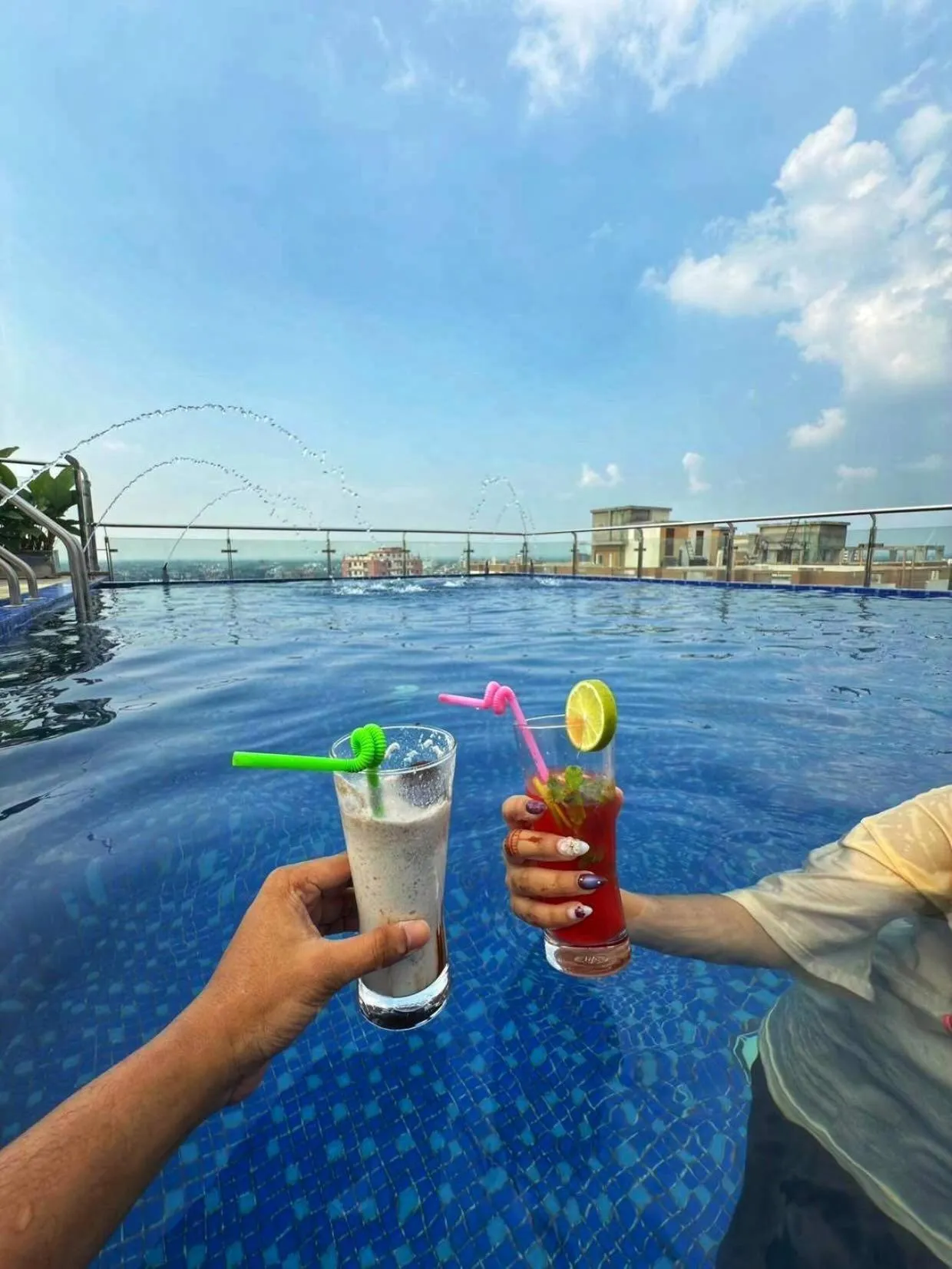 Swimming pool in Hotel Elite Palace
