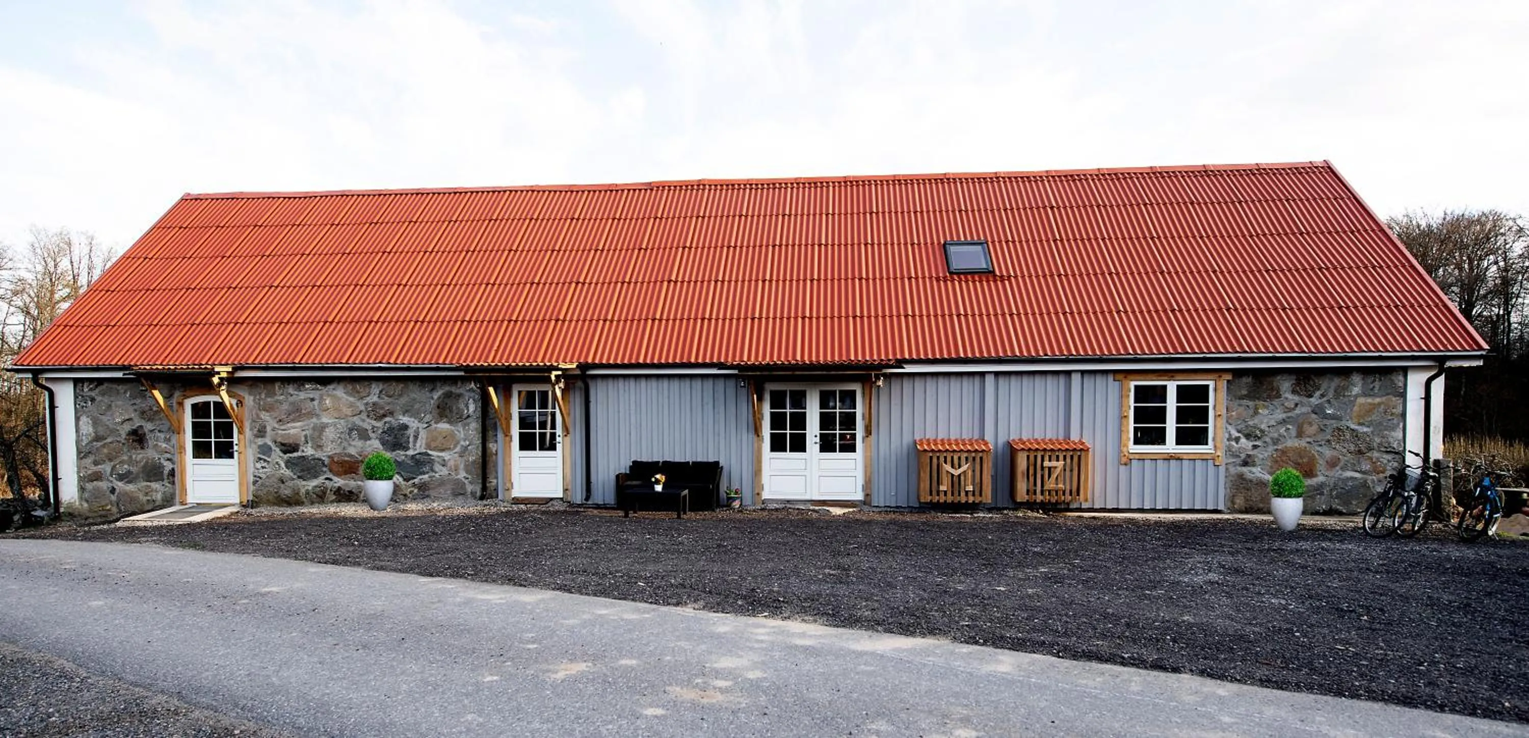 Facade/entrance in Exclusive House