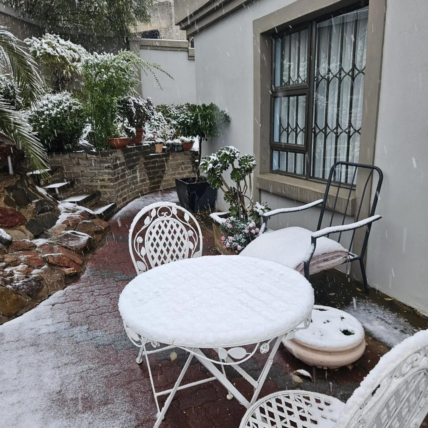 Inner courtyard view in Three Stones Executive Apartments