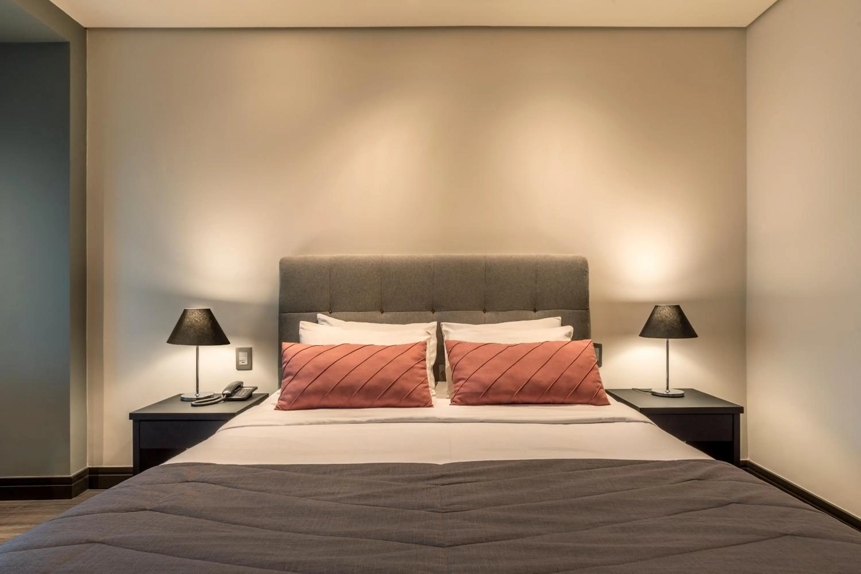 Bedroom, Bed in Laghetto Stilo São Paulo