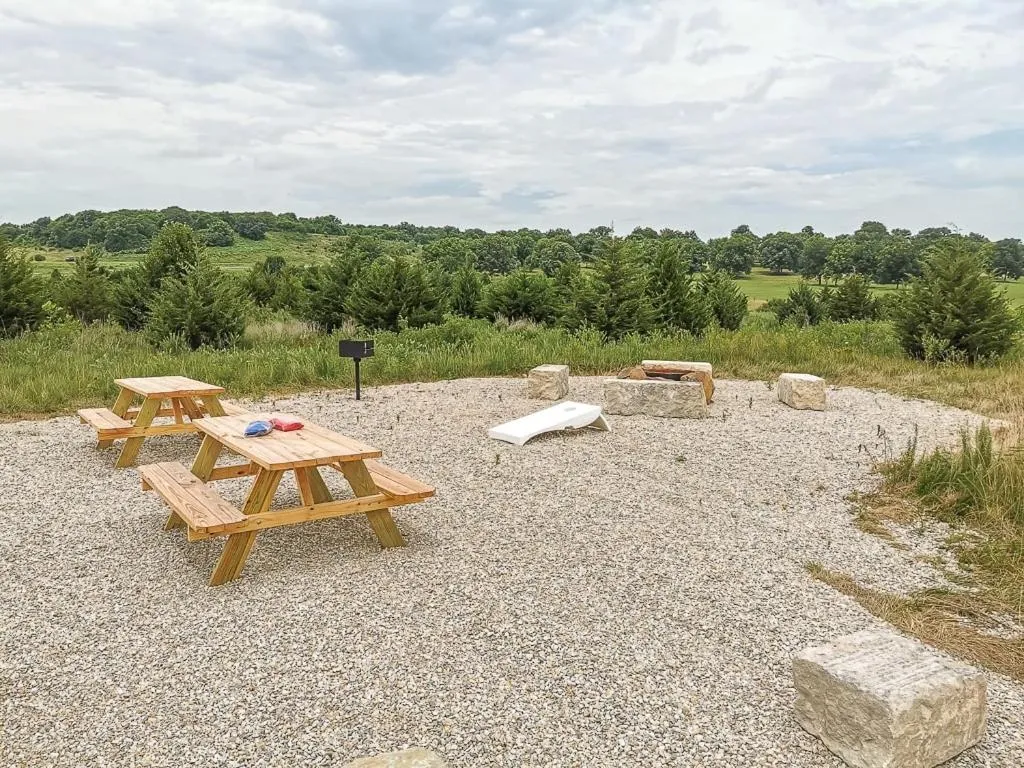 Valley Cabins Double Queen Hotel Room