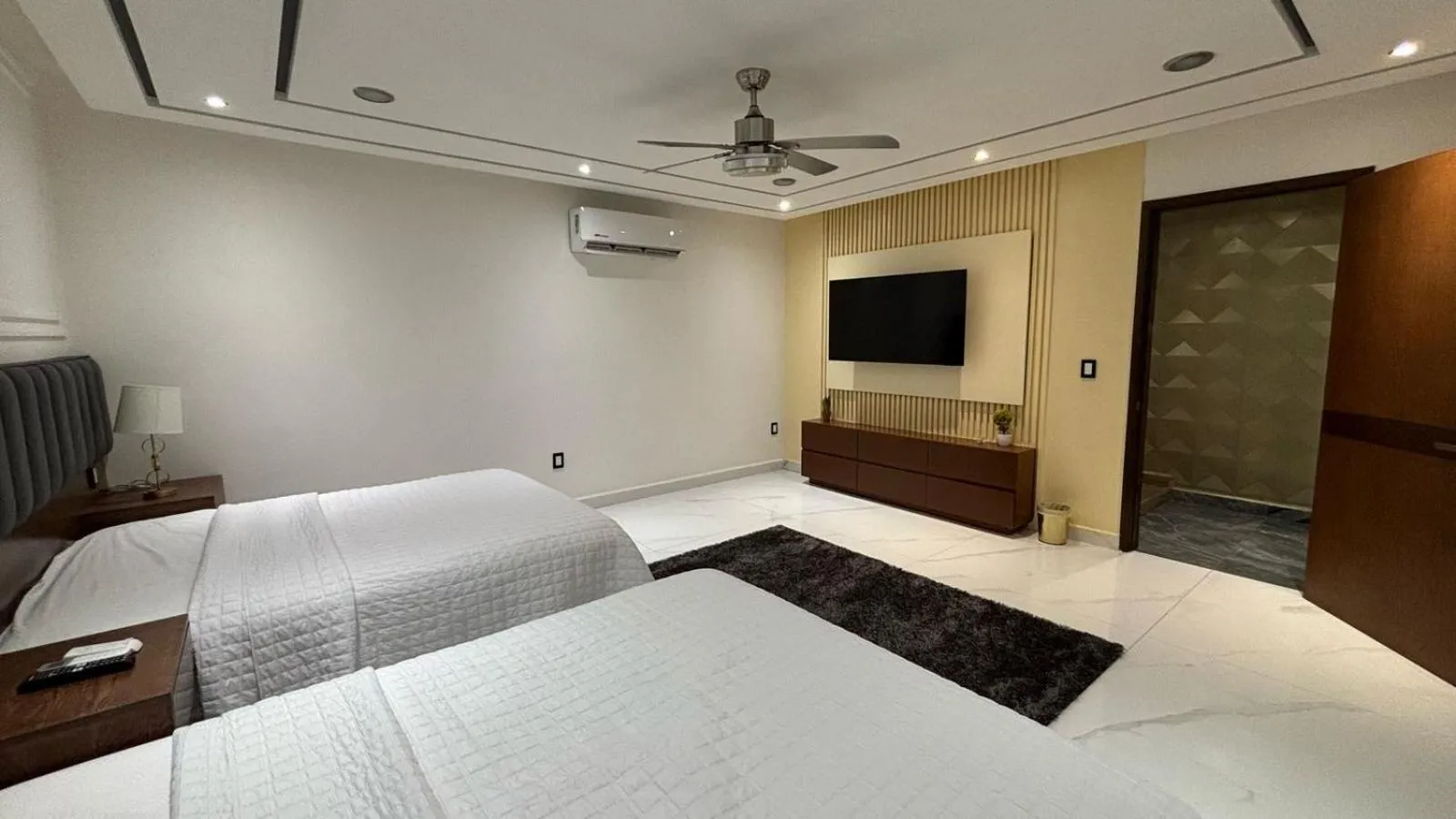 Bed in Hotel Tramamoto Mazatlan