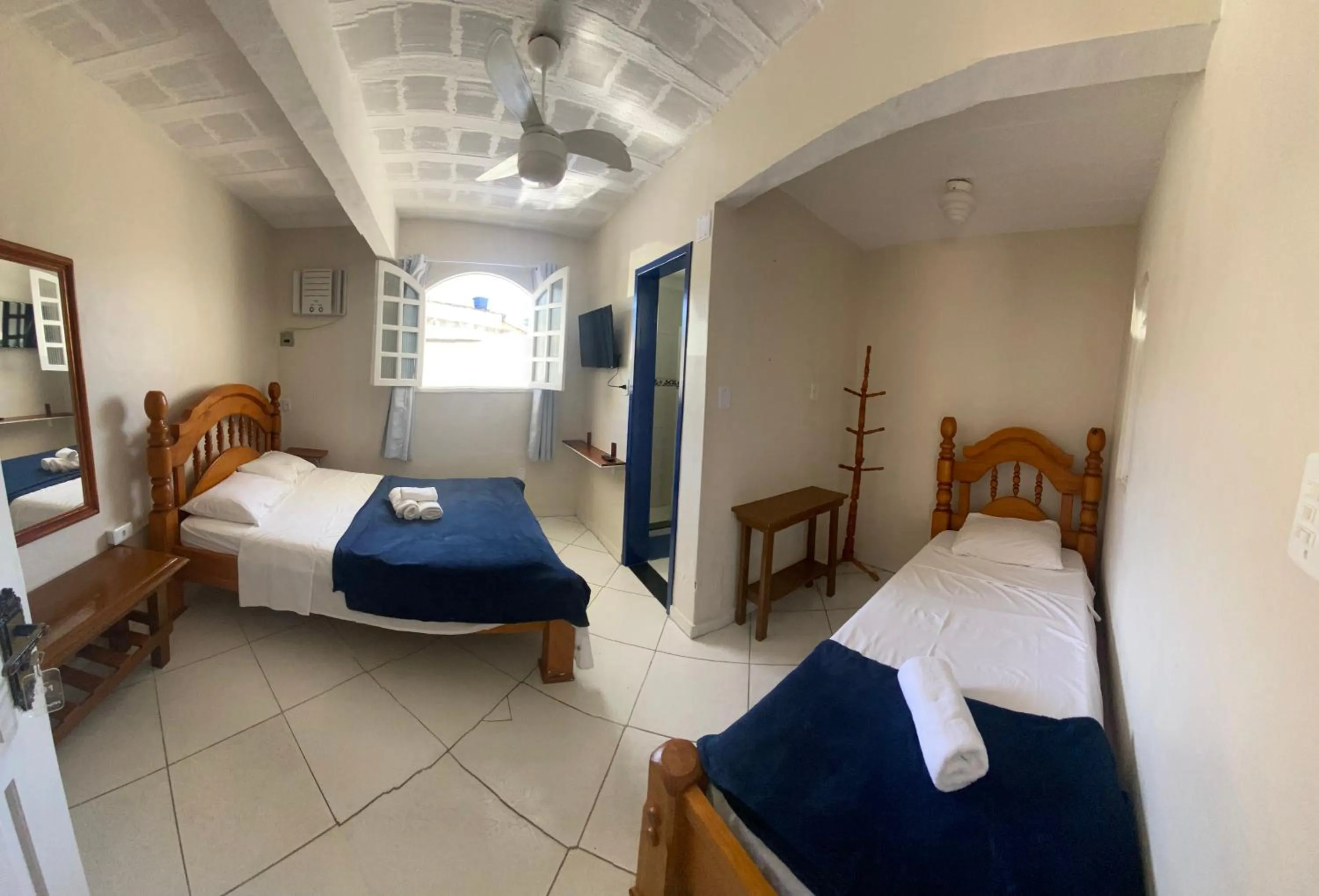 Photo of the whole room, Bed in Pousada EntreMares -Centro-
