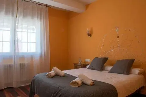 Double Room in Hostal Galicia Double Room in Hostal Galicia