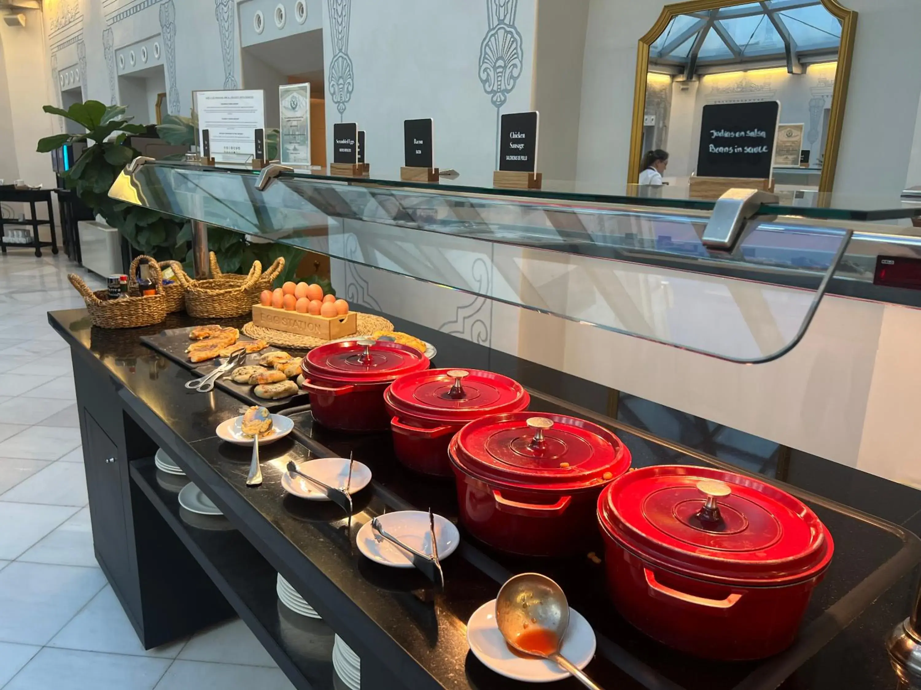 Breakfast in Oriente Atiram Hotel Breakfast in Oriente Atiram Hotel