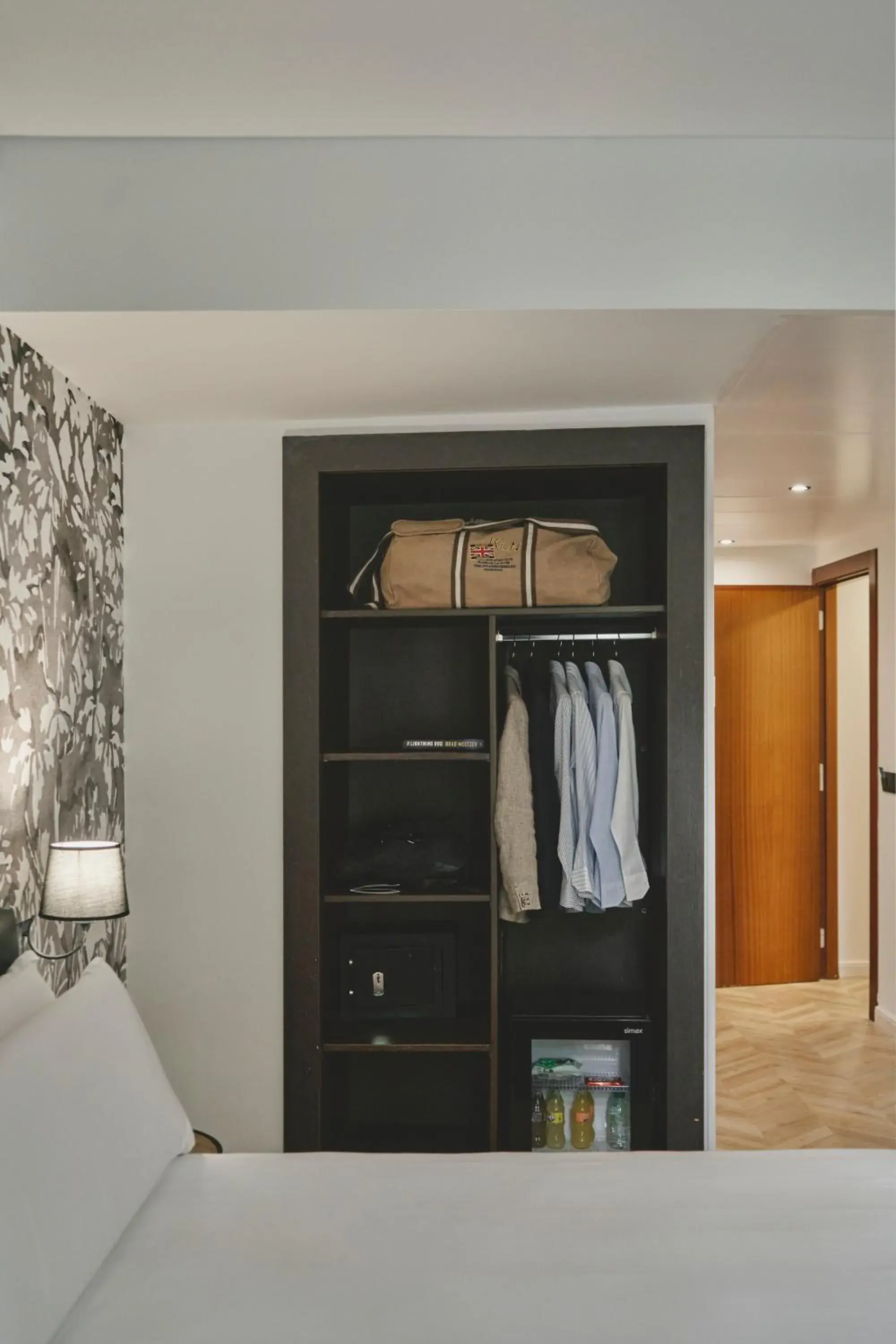 Bedroom, Bed in Oriente Atiram Hotel Bedroom, Bed in Oriente Atiram Hotel